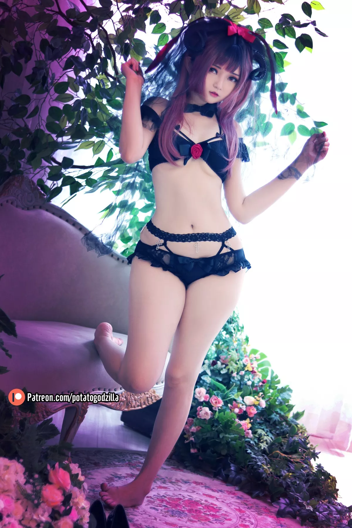 丽人Cosplay 风骚私拍 土豆哥斯拉 Lil Devil Bride