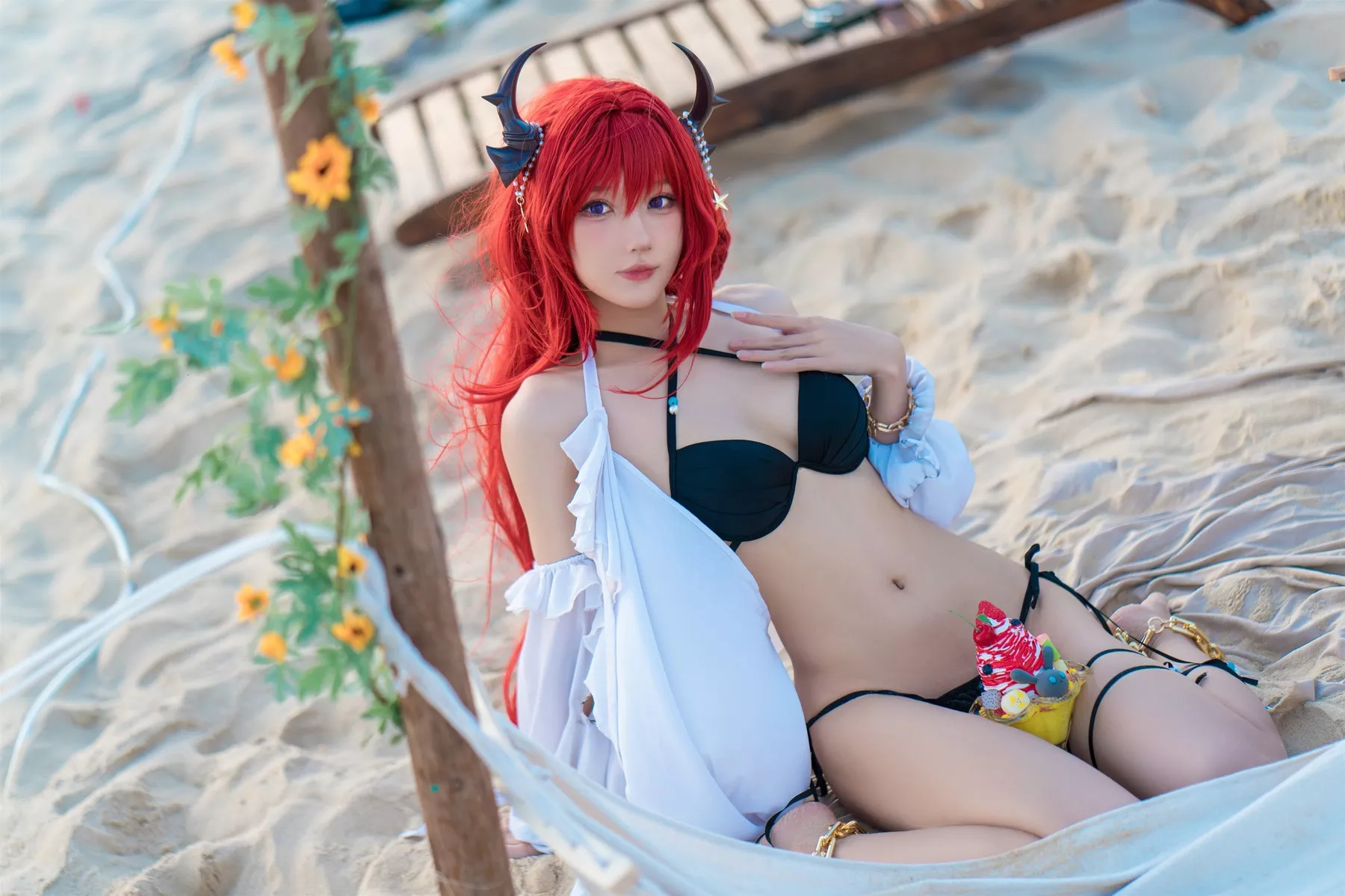 女神Cosplay 阿包也是兔娘 明日方舟 史尔特尔泳服
