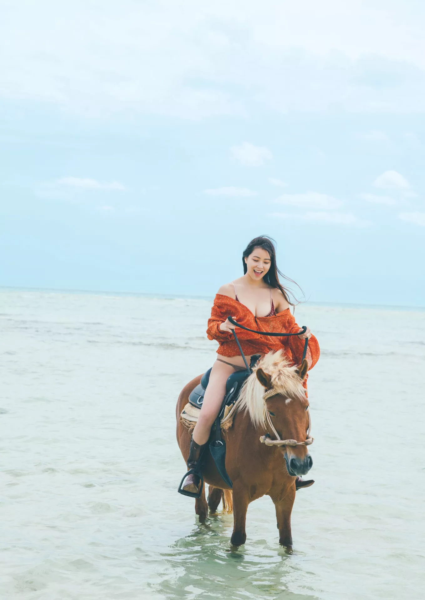 Miru Shiroma 白间美琉写真集 冒��がはじまる 『Aventure』 全集修正