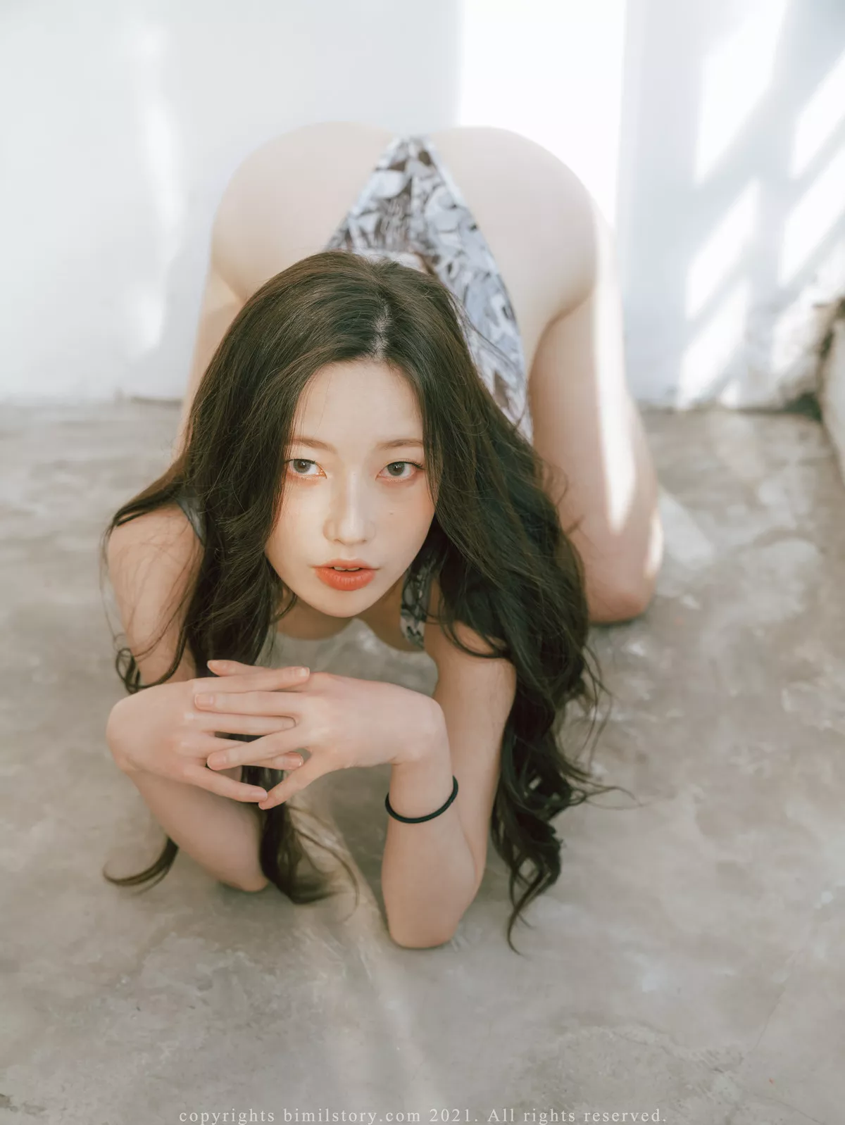 RISA【Bimilstory 波咪剧情】 高丽丽人艺术图 Queen of Slender(45P)