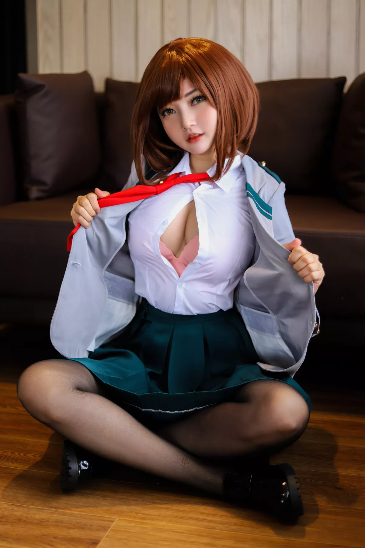 美人Cosplay 魅魔私房 Potato Godzilla 丽日お茶子 Uraraka