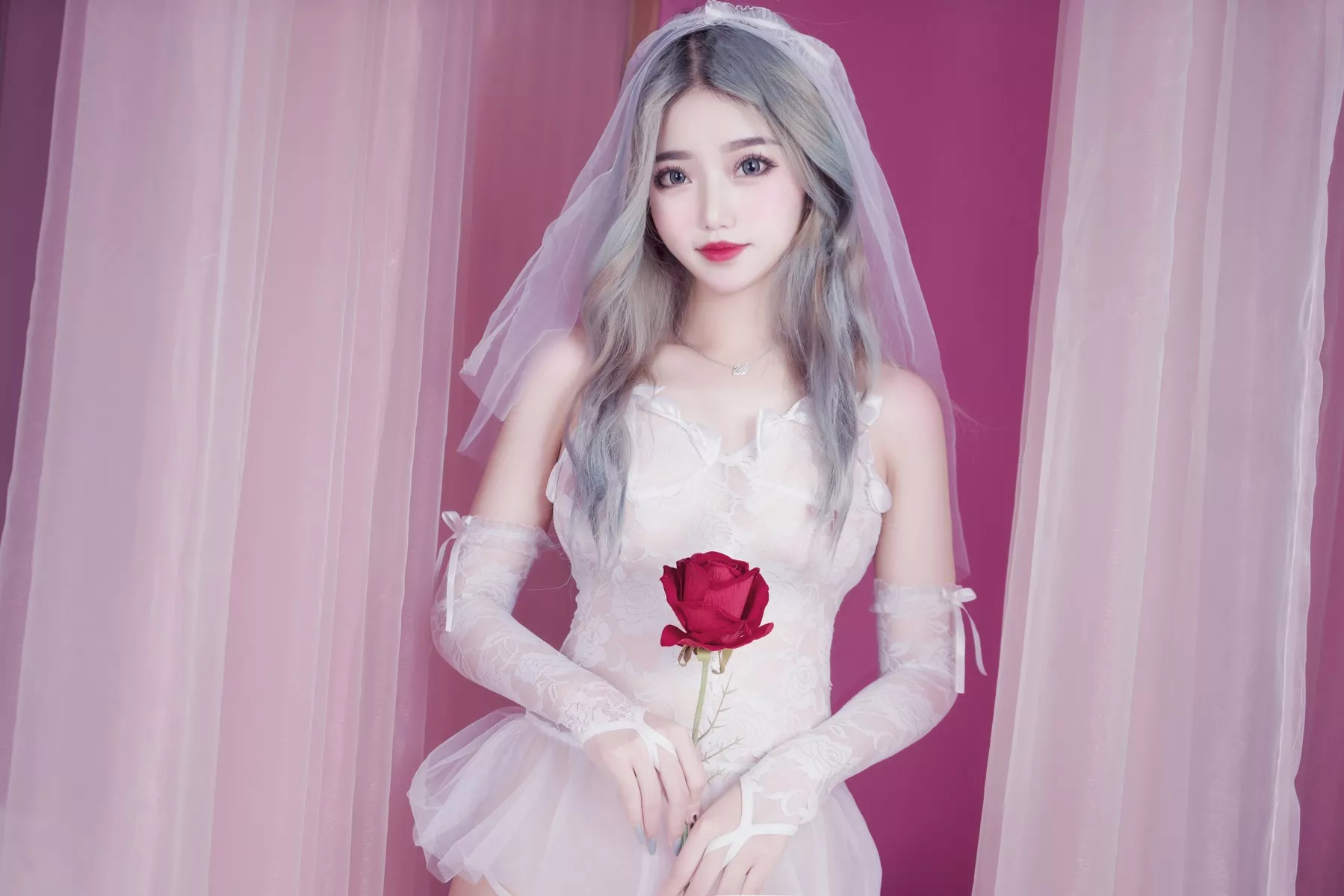 美女Cosplay 妩媚私房 eloise 软软 入水蕾边