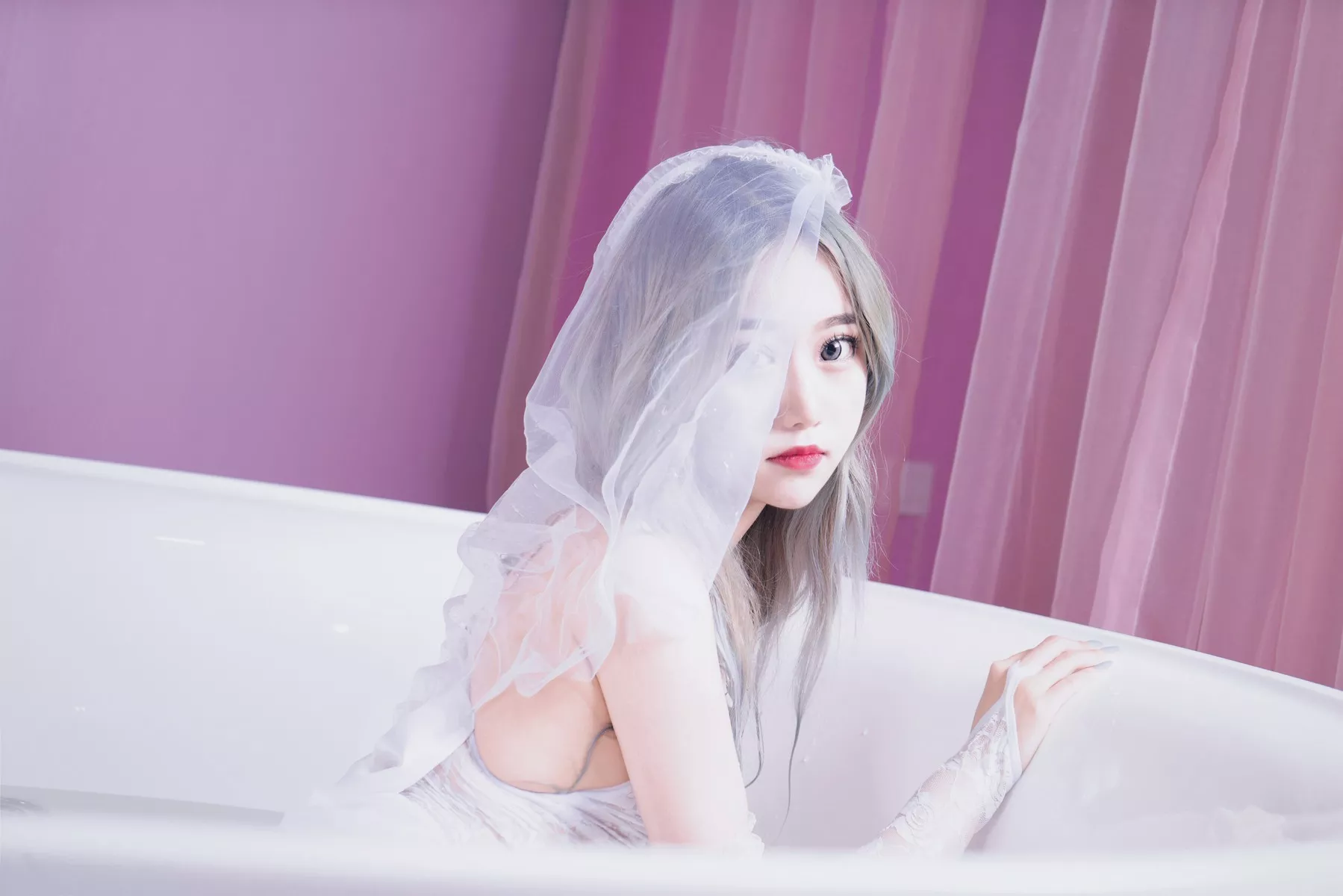 美女Cosplay 妩媚私房 eloise 软软 入水蕾边