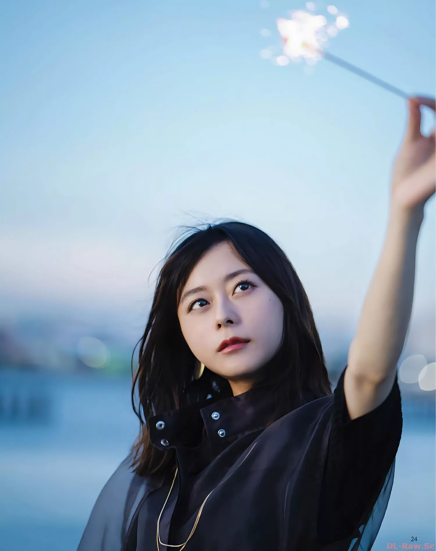 I Nori Minase 水��いのりSeigura 2022.10 (声优 2022年10月号)