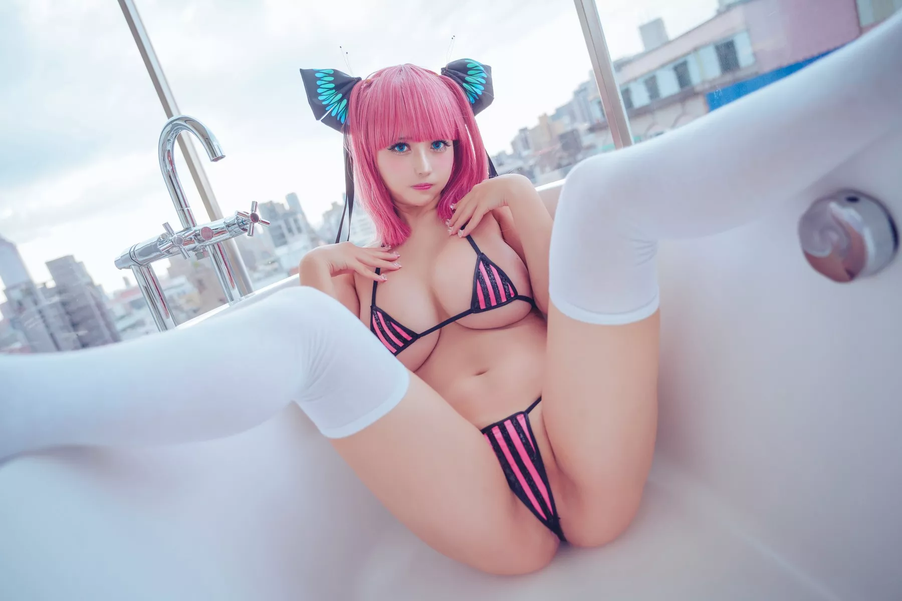 美人Cosplay 魅魔密拍 �_田�C花 Rinka 中野二乃 Ni No Naka No