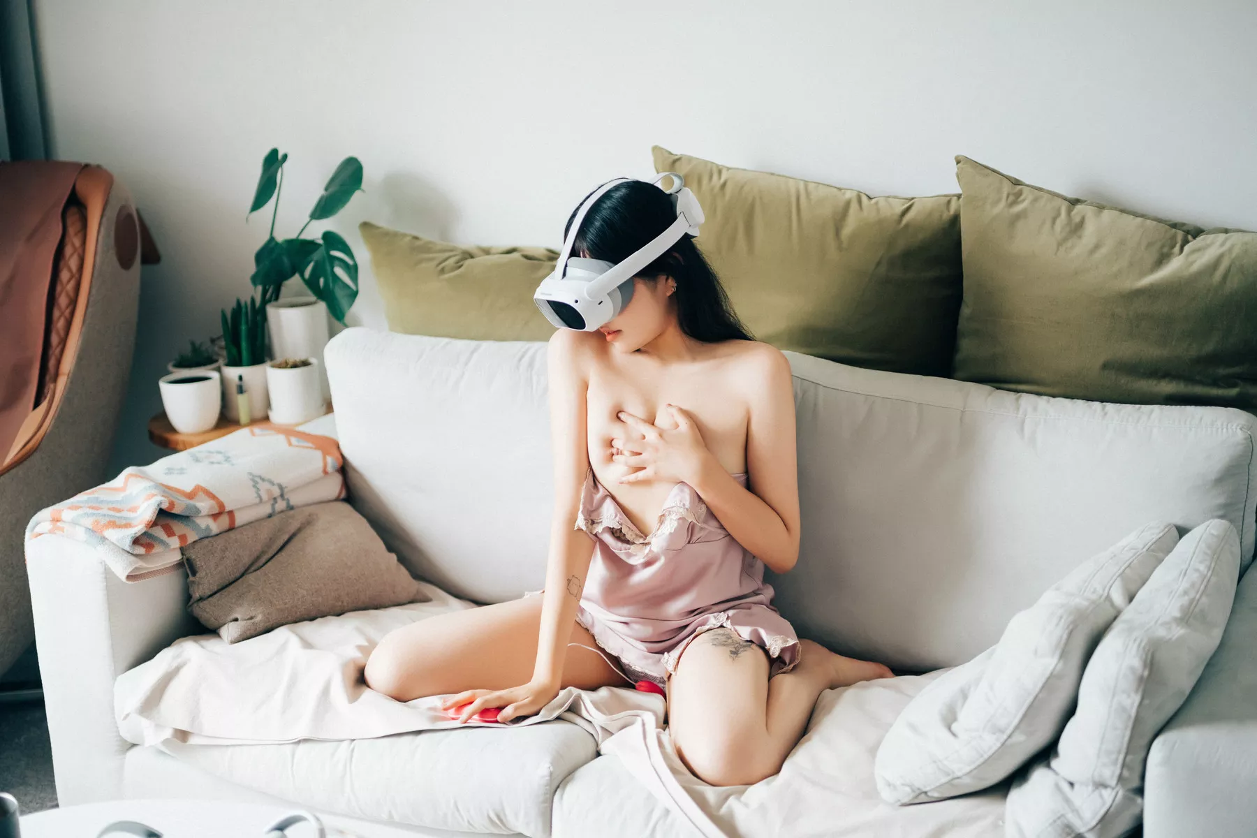 Sonson 【Loozy 淫惰正妹 高丽美人影像 】 高丽美人影像 VR Fxxx 全集修正