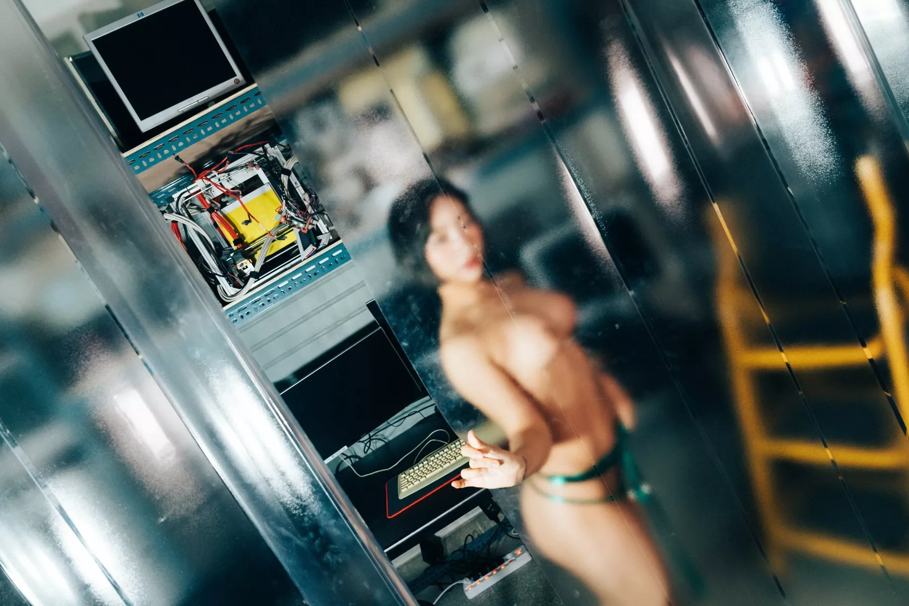 Booty Queen【Loozy 淫惰女孩 高丽美女艺术图 】 高丽美女艺术图 Naked Worker 全集修正