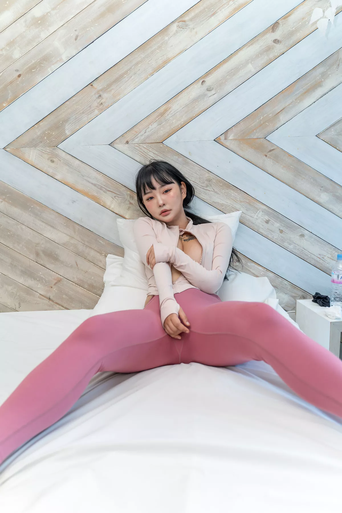 Jeon BoYeon【Patreon 派特隆】 高品质高丽丽人摄影  高丽模特摄影】 Nude Leggings(72P)