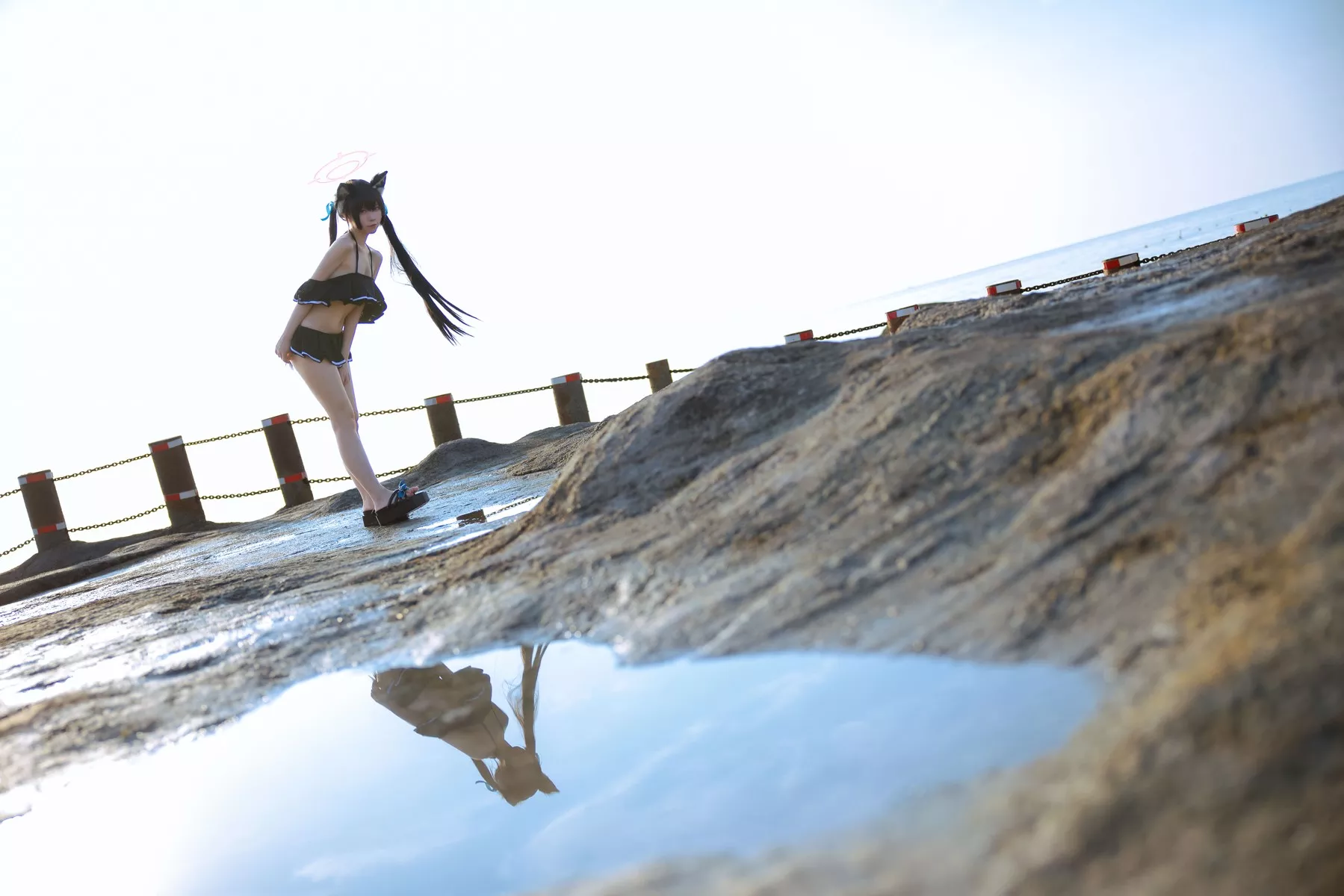 佳人Cosplay G44不会受伤 碧蓝档案 黑见芹香 海边泳衣
