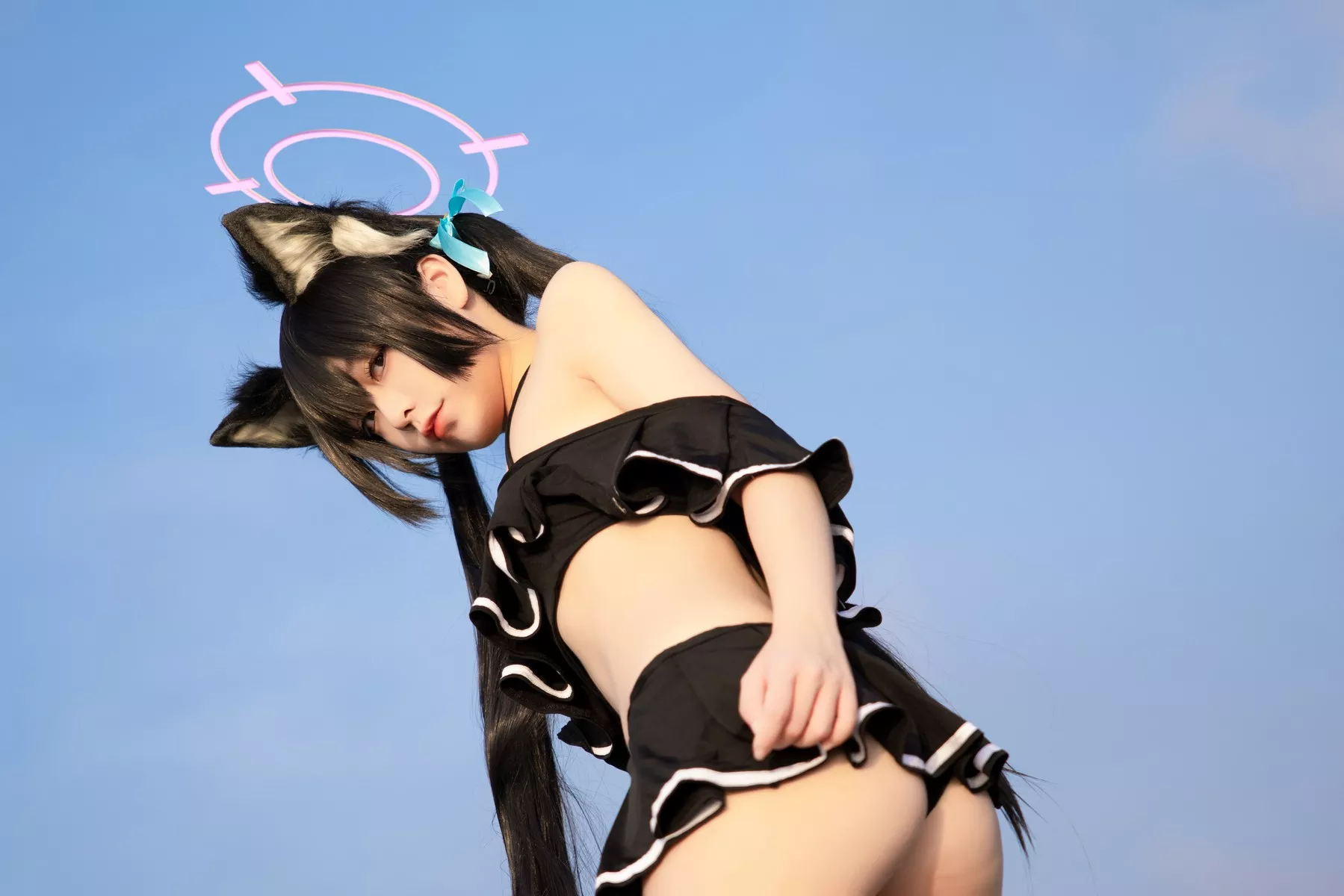 佳人Cosplay G44不会受伤 碧蓝档案 黑见芹香 海边泳衣