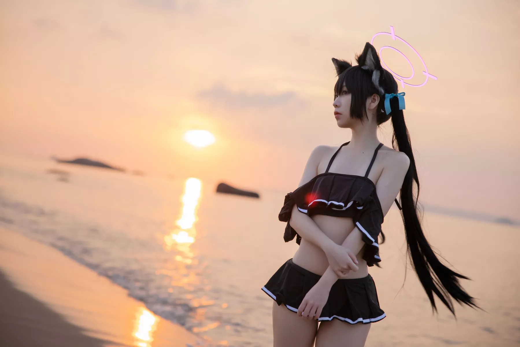 佳人Cosplay G44不会受伤 碧蓝档案 黑见芹香 海边泳衣