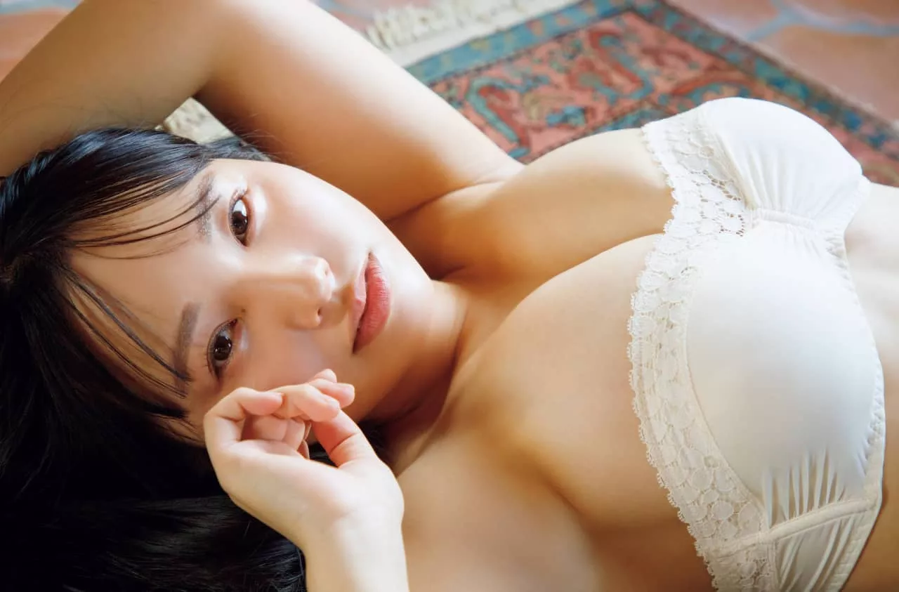 Yuzuha Hongo 本乡柚巴friday摄影集 「Happiness」 全集修正