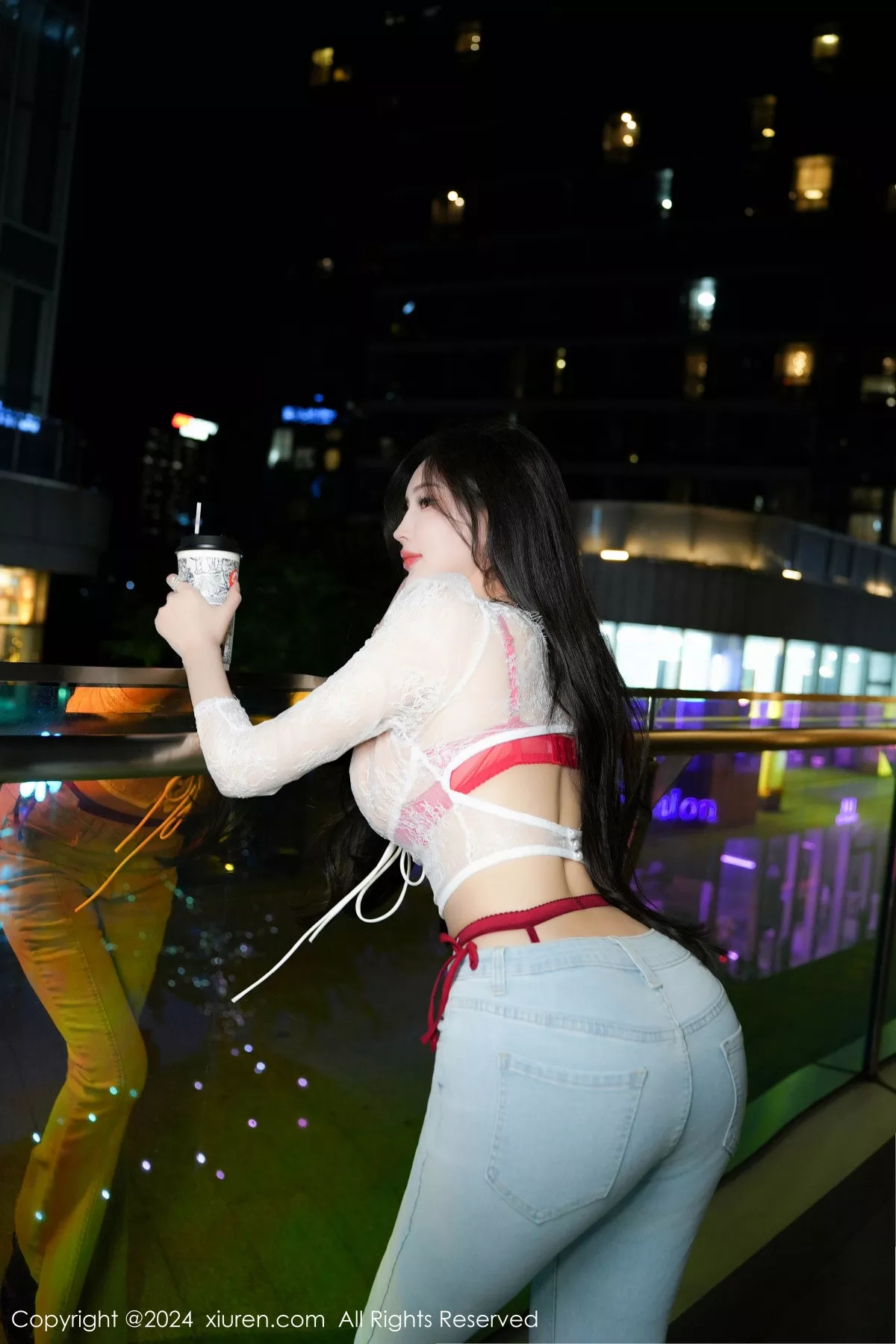 【秀人网XiuRen】 No.8846 美女 Carol周妍希X 风骚 红色内衣 黑丝吊袜 秀理想形体 诱惑写真重组
