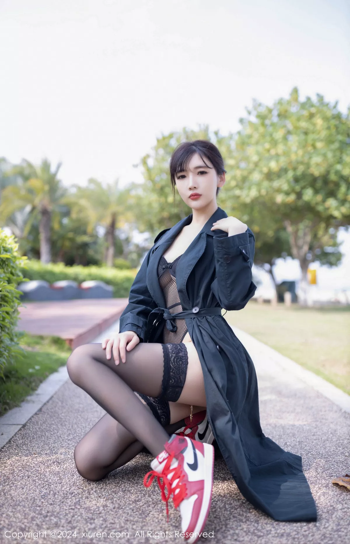 【秀人网XiuRen】 No.8844 艳模陆萱萱 撩人 黑色 蕾纹性情服饰 黑美丝 秀超甜曲线 迷惑性情重摄