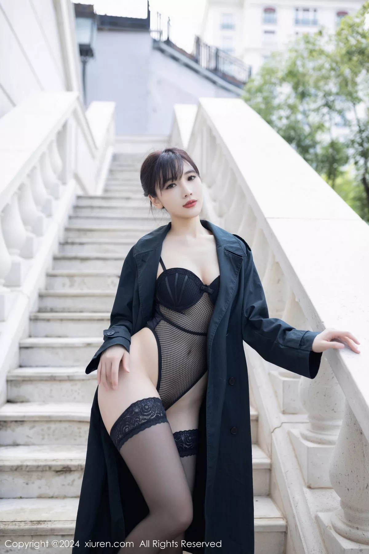 【秀人网XiuRen】 No.8844 艳模陆萱萱 撩人 黑色 蕾纹性情服饰 黑美丝 秀超甜曲线 迷惑性情重摄