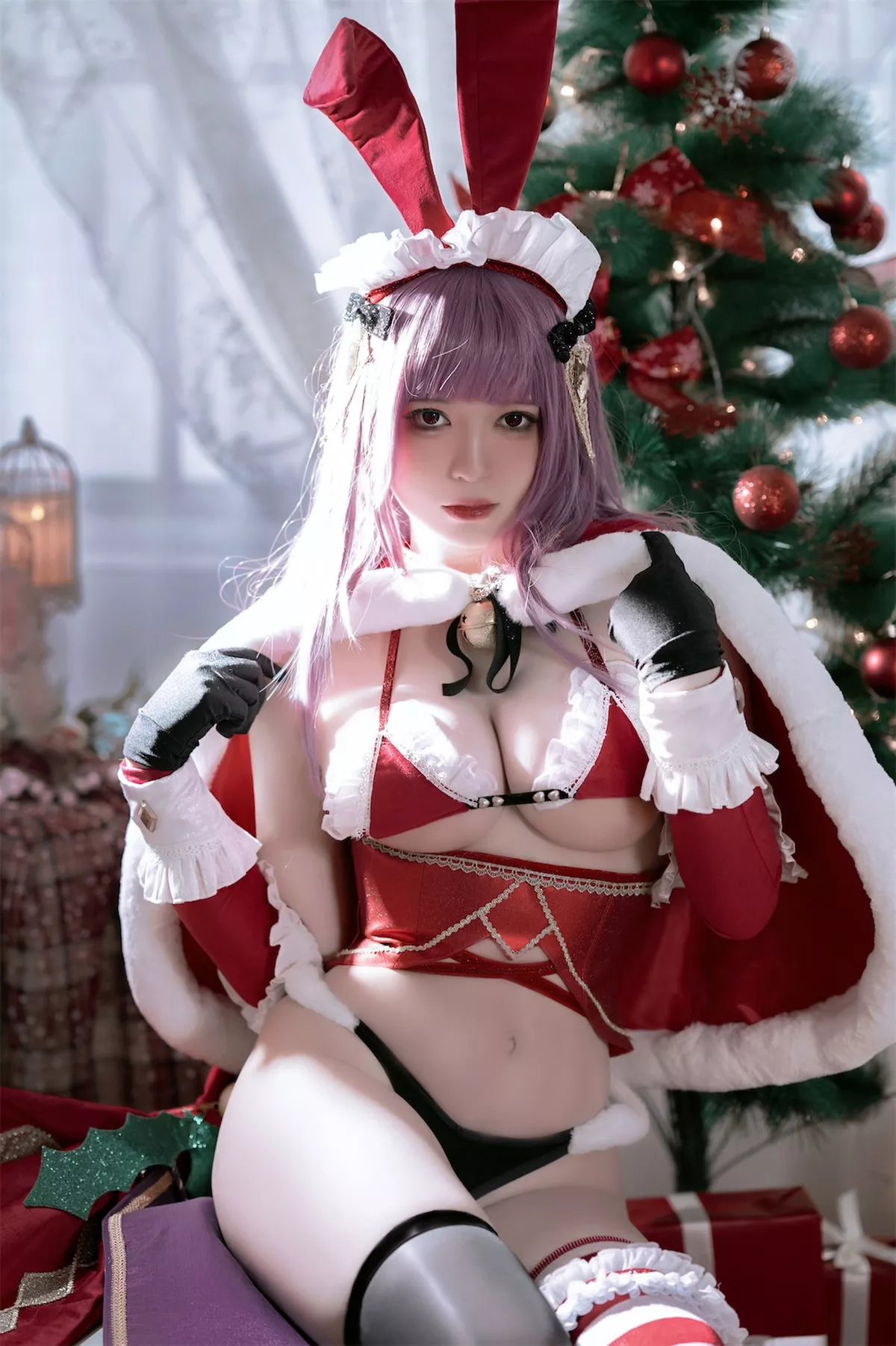 丽人Cosplay 性感密拍 半半子 Christmas Bunny Aike