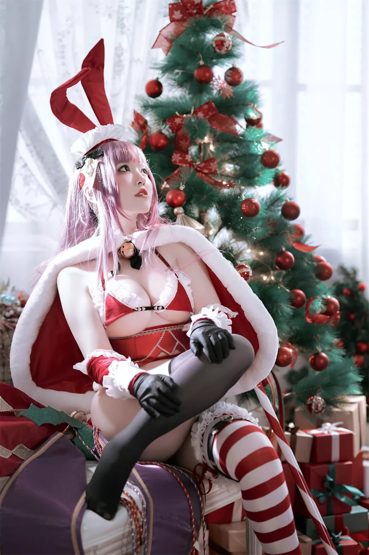 丽人Cosplay 性感密拍 半半子 Christmas Bunny Aike