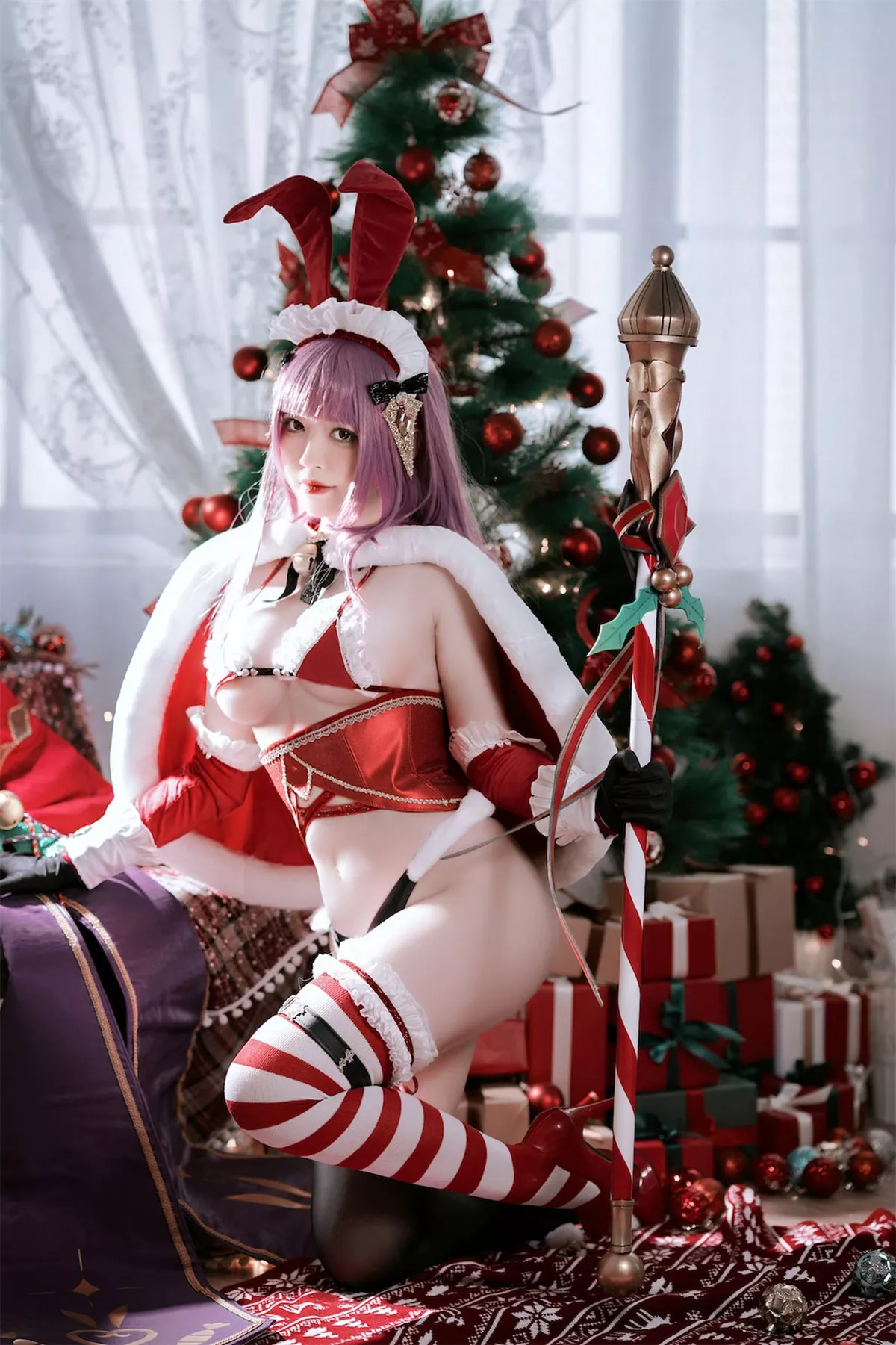 丽人Cosplay 性感密拍 半半子 Christmas Bunny Aike