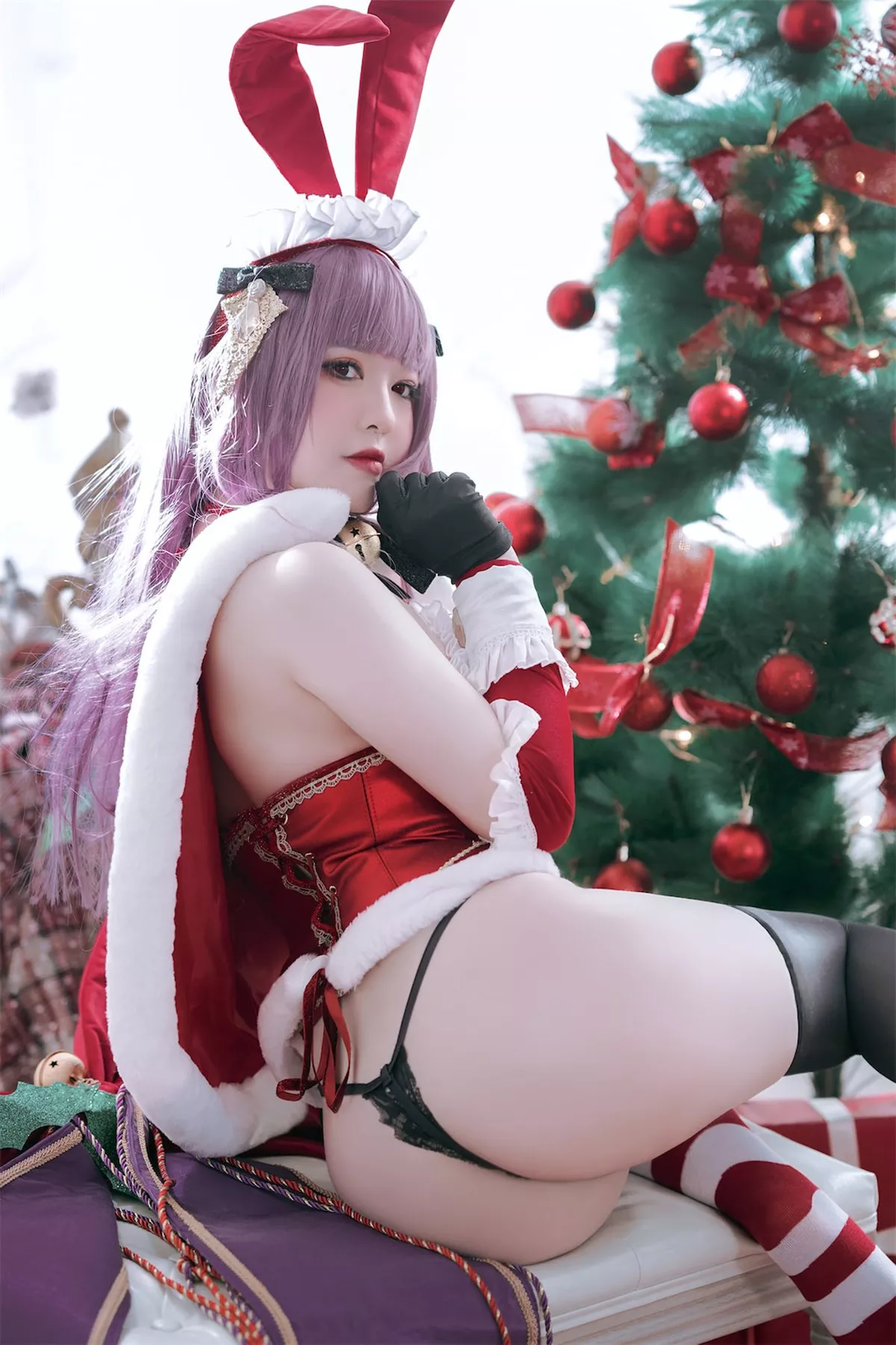 丽人Cosplay 性感密拍 半半子 Christmas Bunny Aike