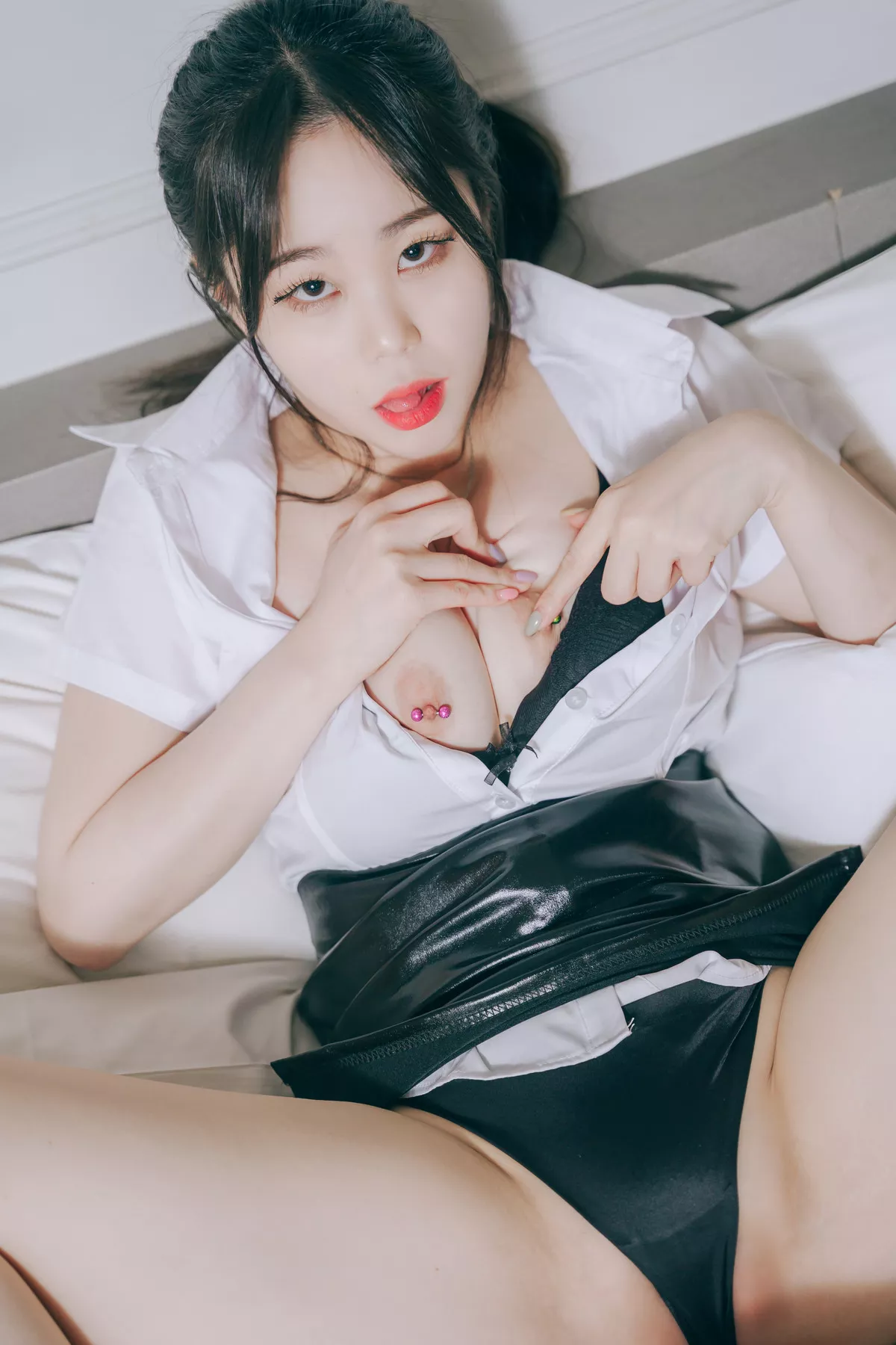 Suyeon【PUSSYLET 软猫写真】 高丽美女写真 SUYEON No.7 (81P)