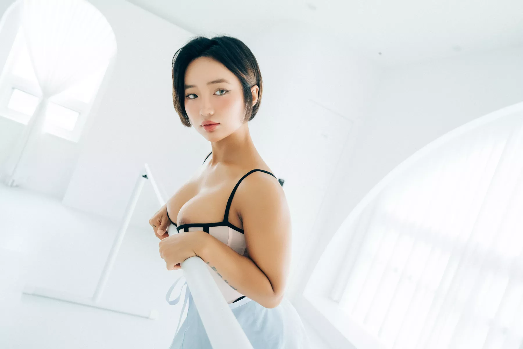 Booty Queen【Loozy 淫惰丫头 高丽美人写真 】 高丽美人写真 Tied Ups 全集修正