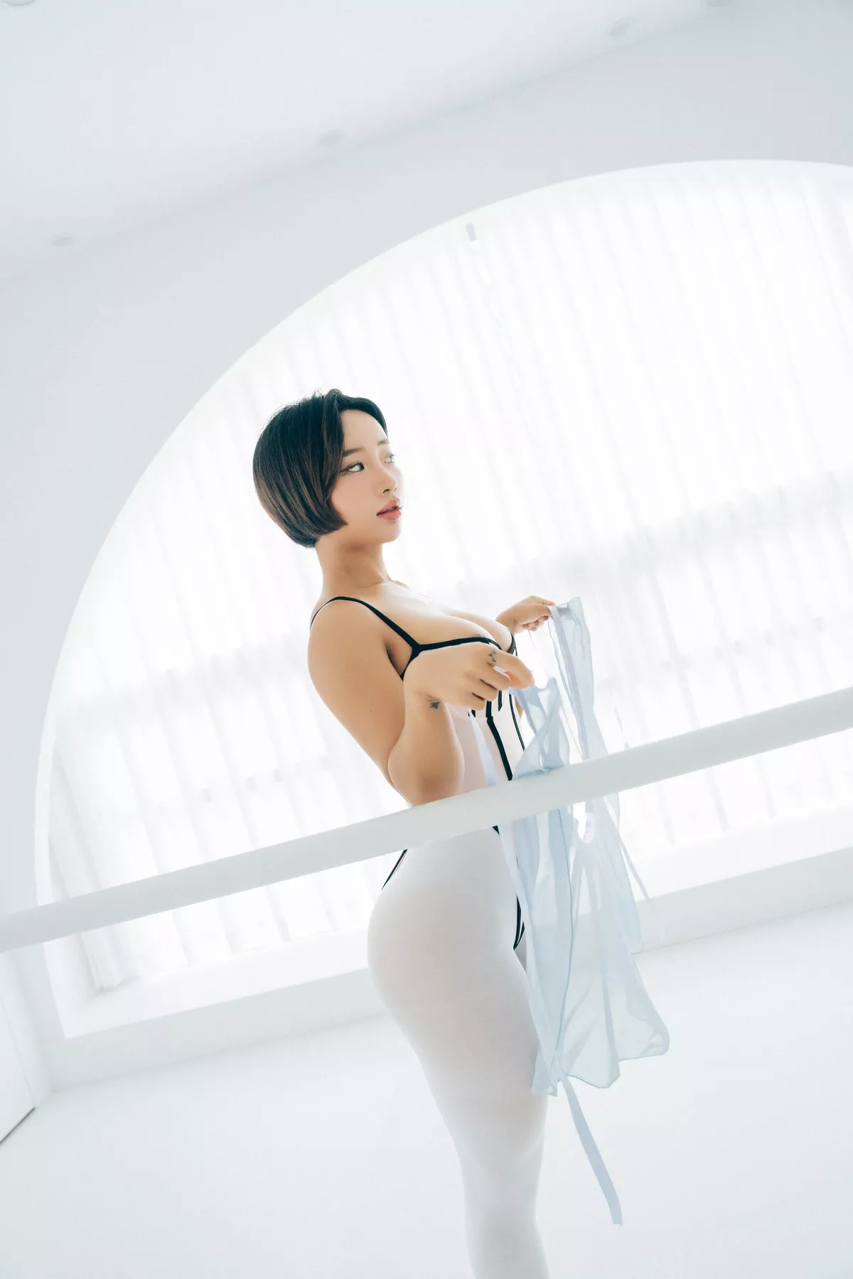 Booty Queen【Loozy 淫惰丫头 高丽美人写真 】 高丽美人写真 Tied Ups 全集修正