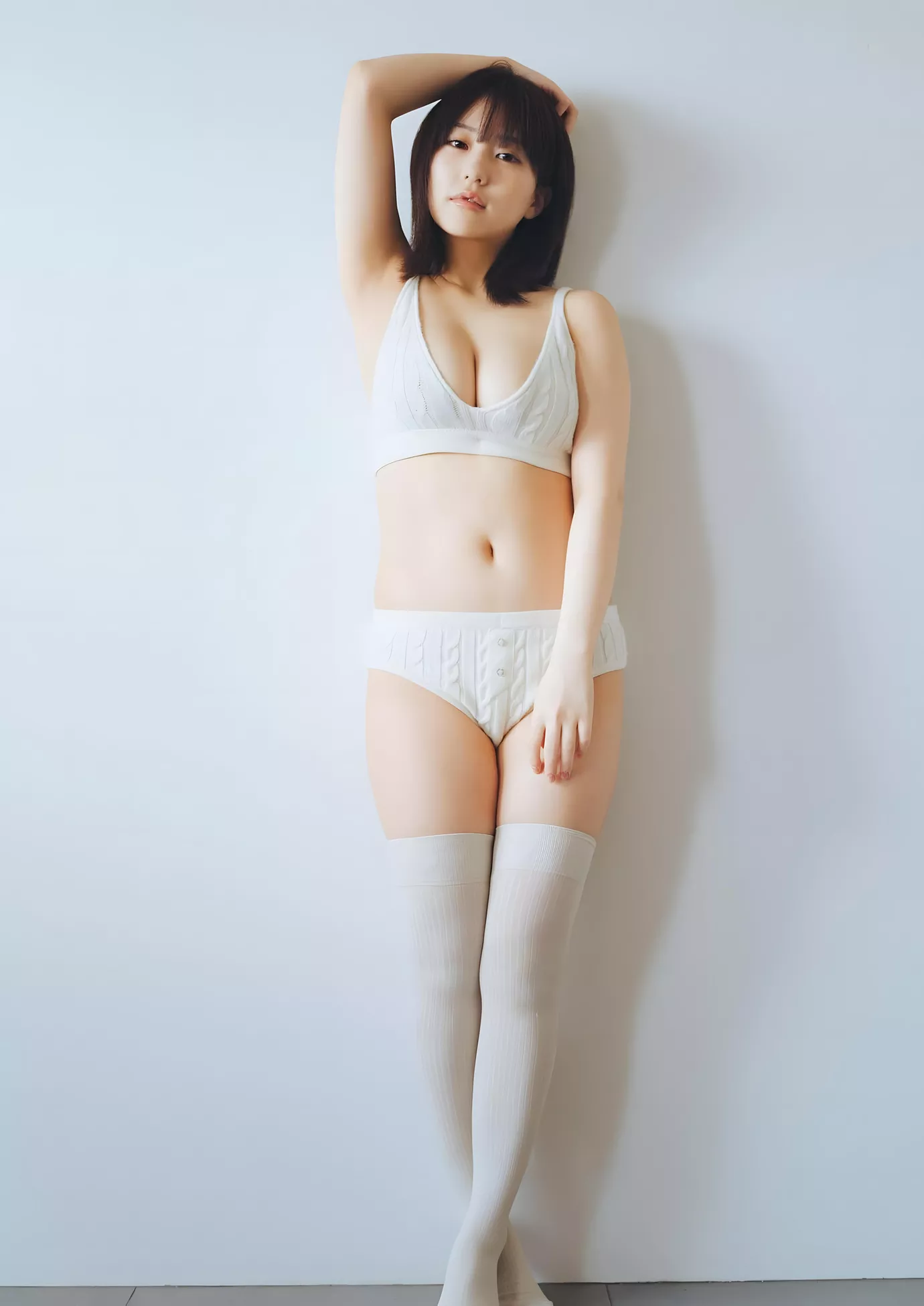 Miku Tanaka 田中美久Big Comic Spirits 2023 Set.47 ( 2023年47号)