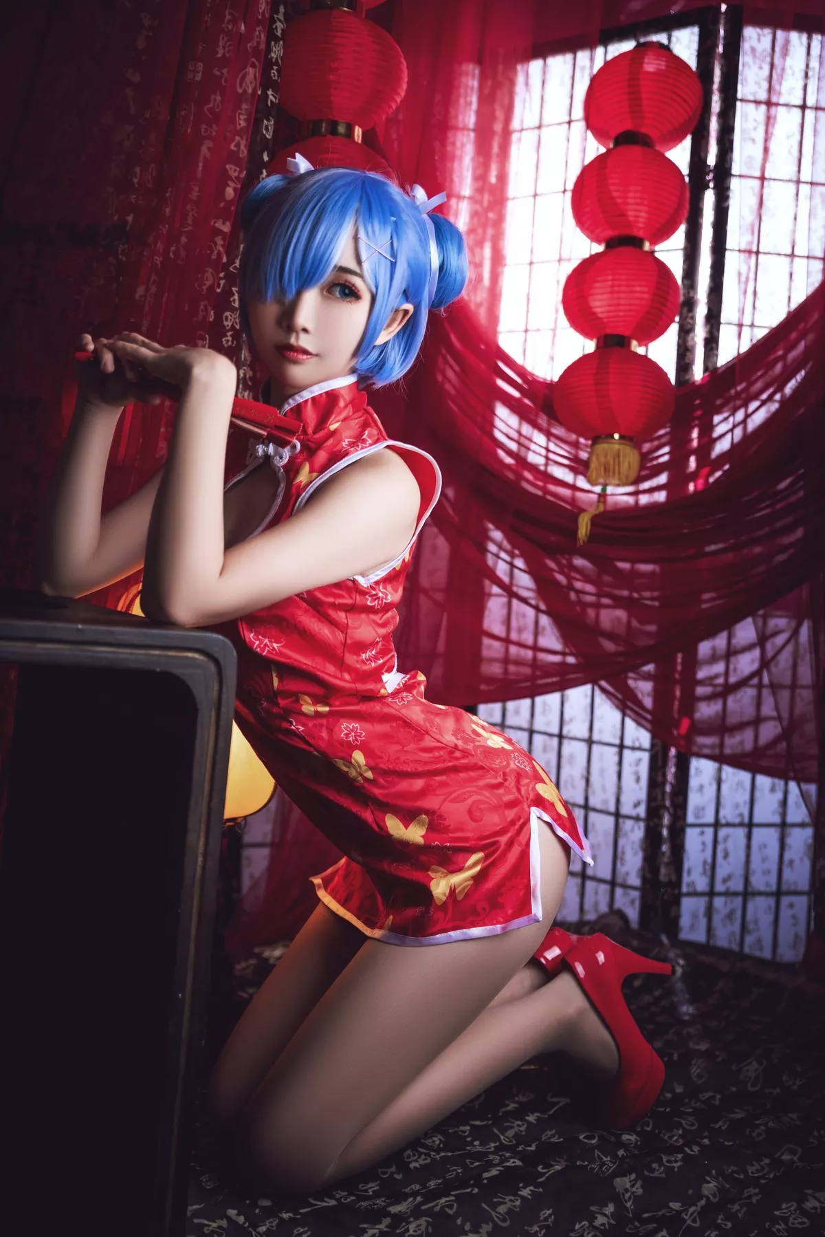 尤物Cosplay 魅魔私摄 面饼仙儿 雷姆旗袍