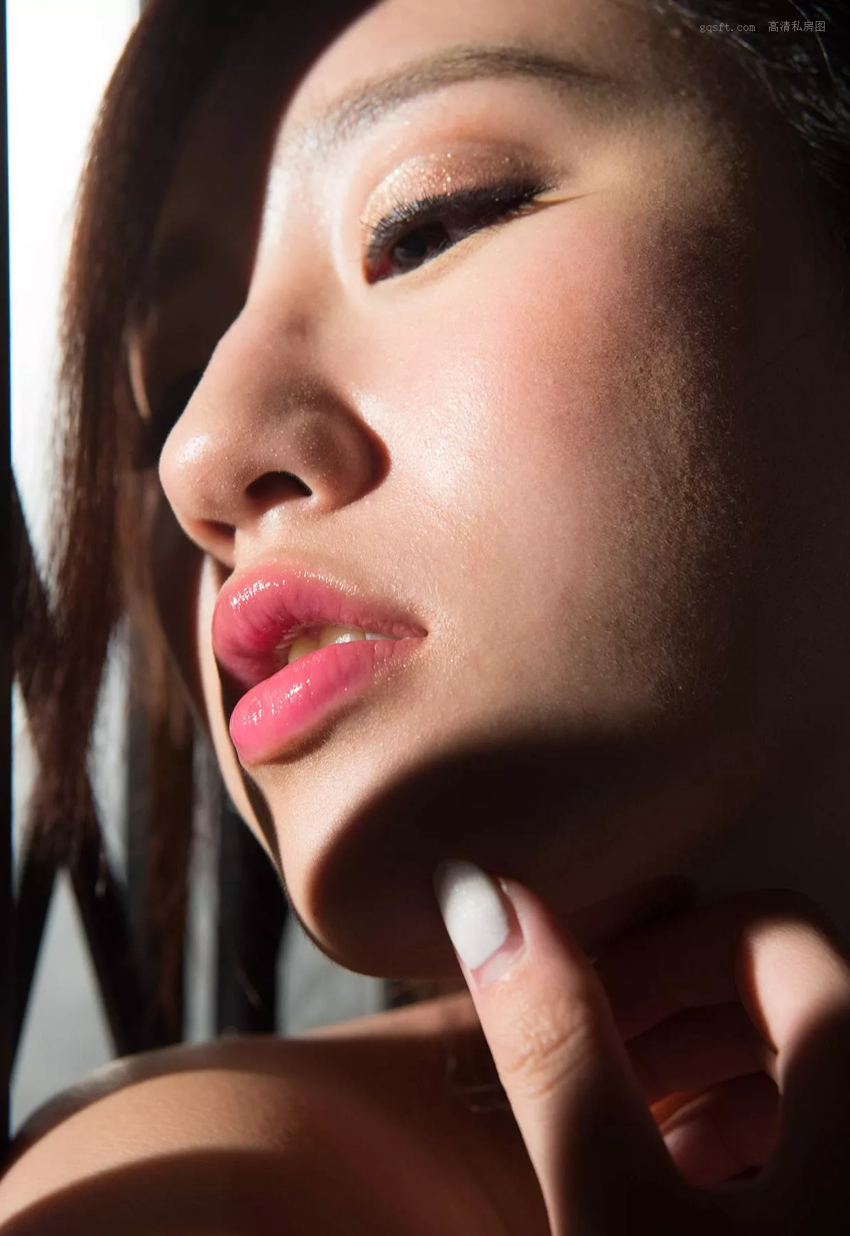 日本 美女 高品质摄影影像 Suzu Mitake 美竹すず Lip Hook Kiss