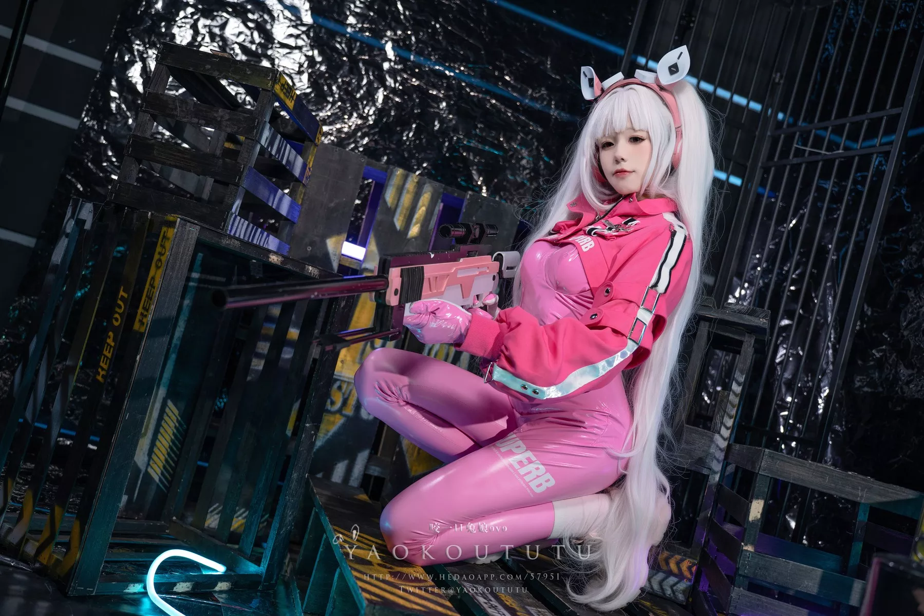 美女Cosplay 撩人私房 黏黏团子兔 NIKKE：爱 丽丝