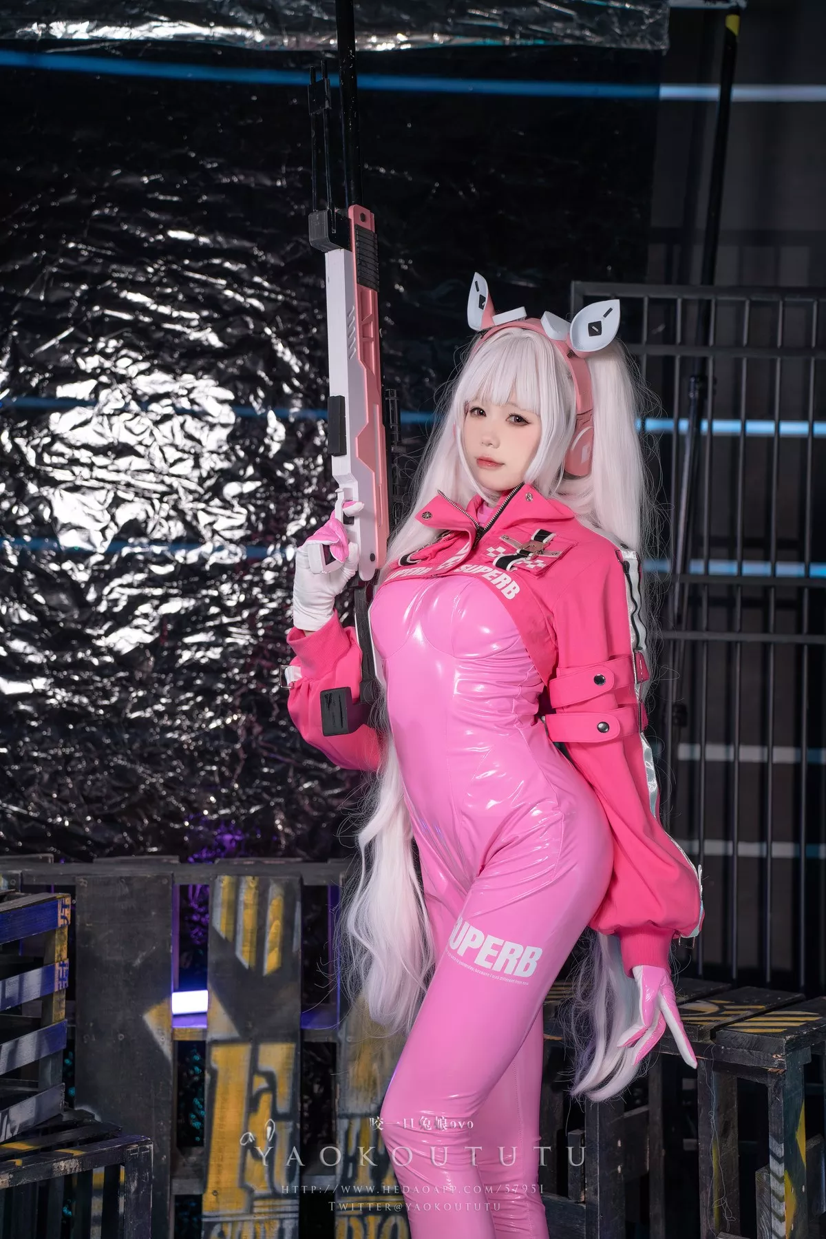 美女Cosplay 撩人私房 黏黏团子兔 NIKKE：爱 丽丝