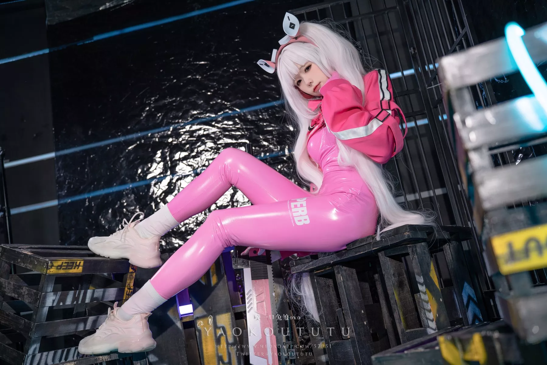 美女Cosplay 撩人私房 黏黏团子兔 NIKKE：爱 丽丝