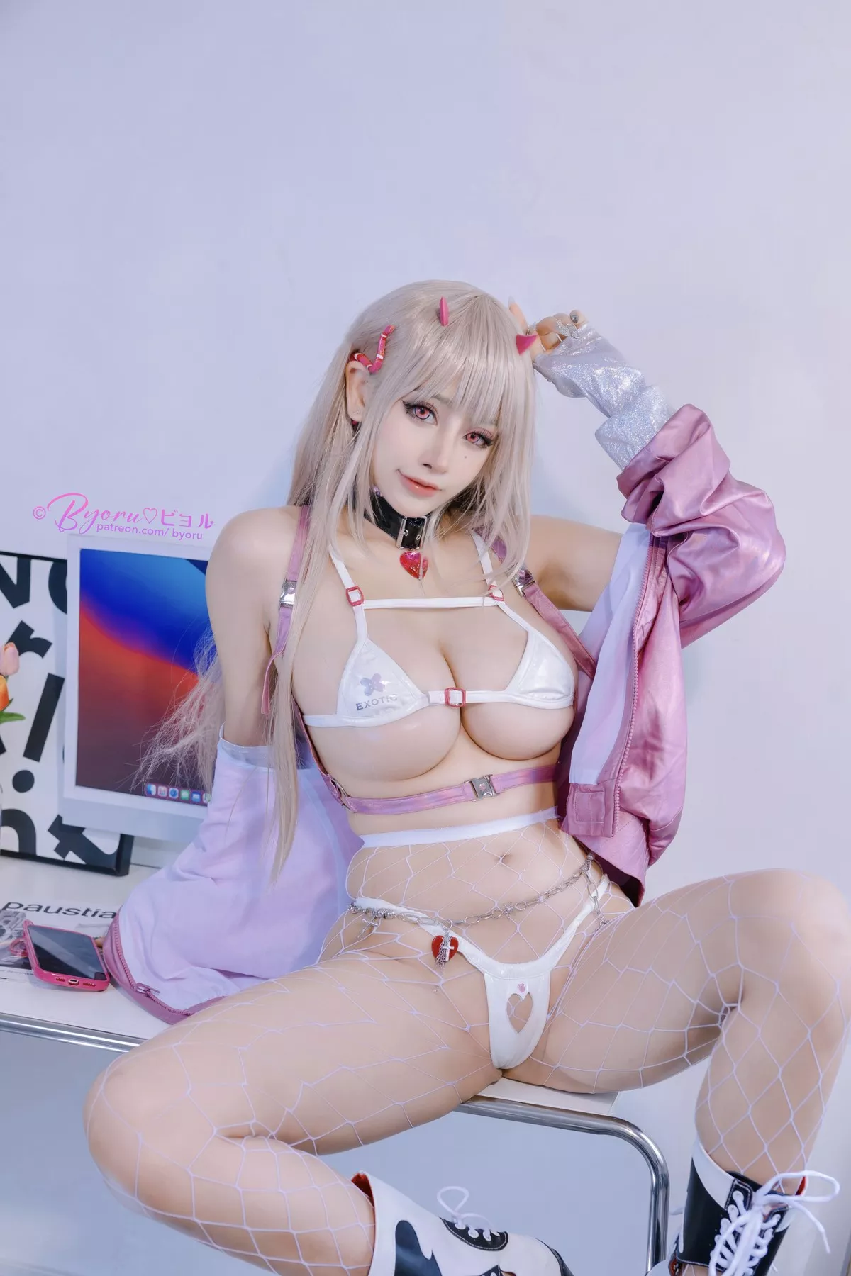 丽人Cosplay 撩人私拍 少女 Byoru NIKKE：Viper