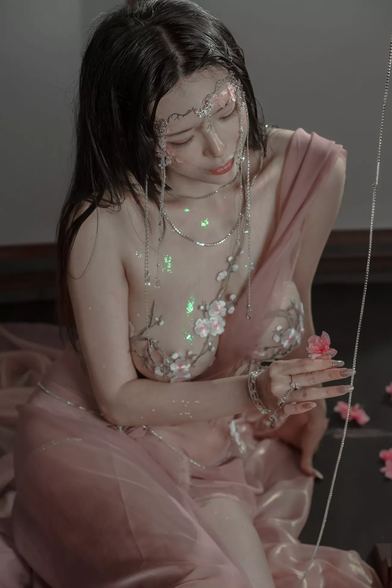 高清 私拍 艺术图 秋和柯基 《粉》