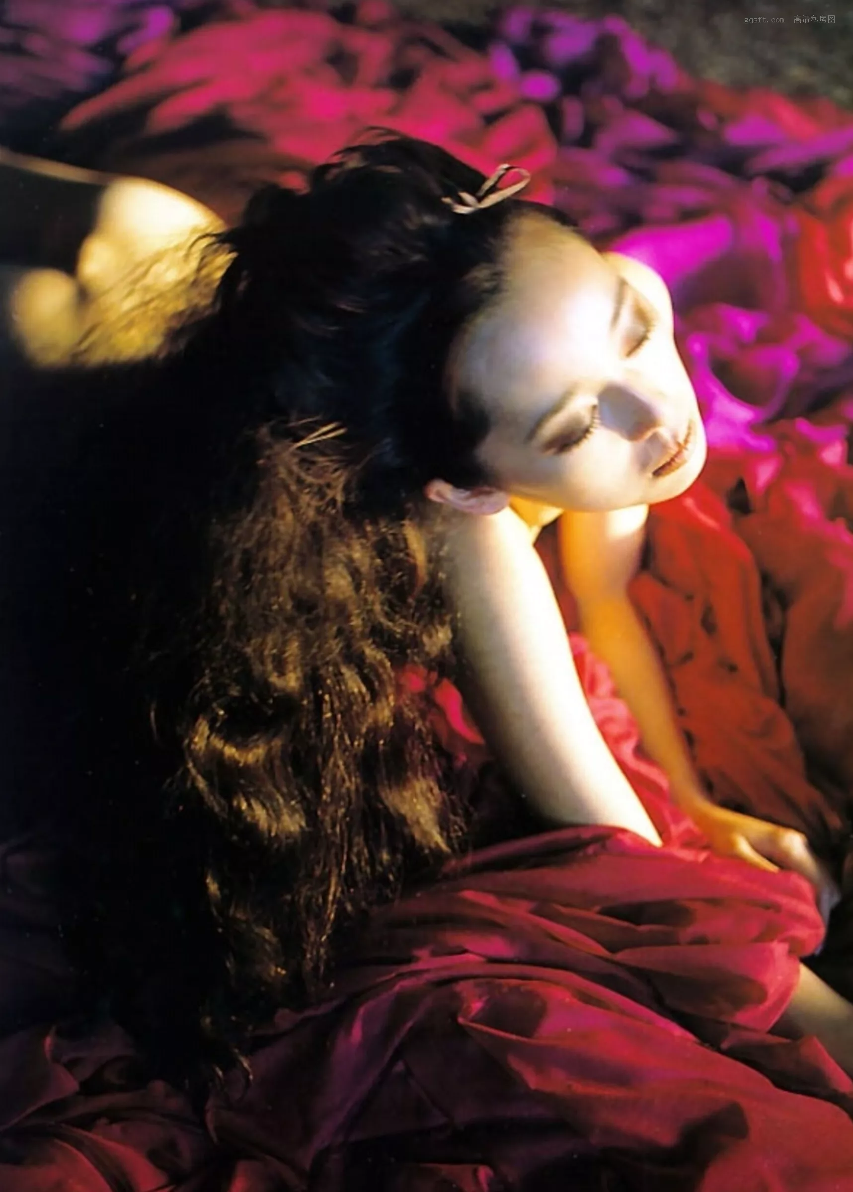 日本 佳人 高品质影像摄影 叶月里绪菜《Classic》