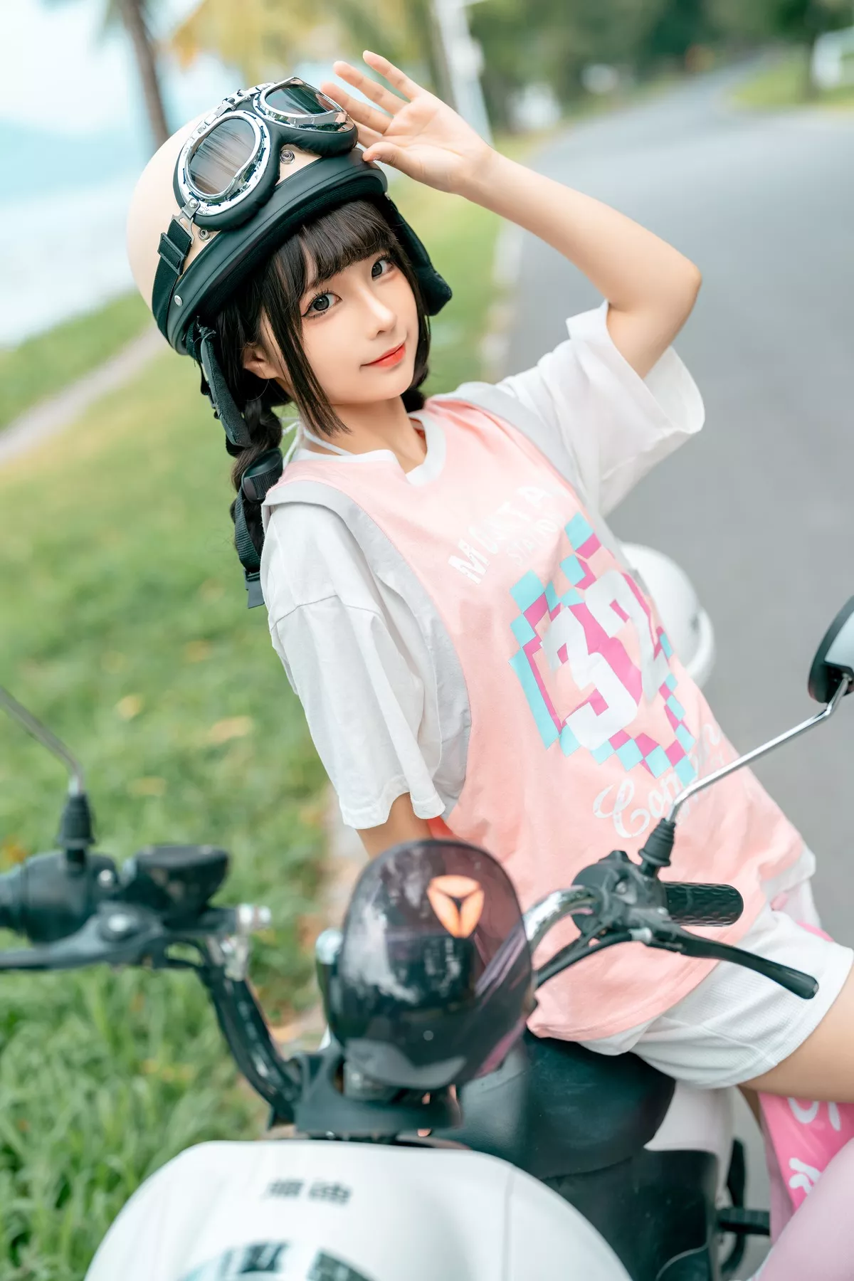 丽人Cosplay 撩人私摄 蠢沫沫 Chunmomo Electric Car 全集修正