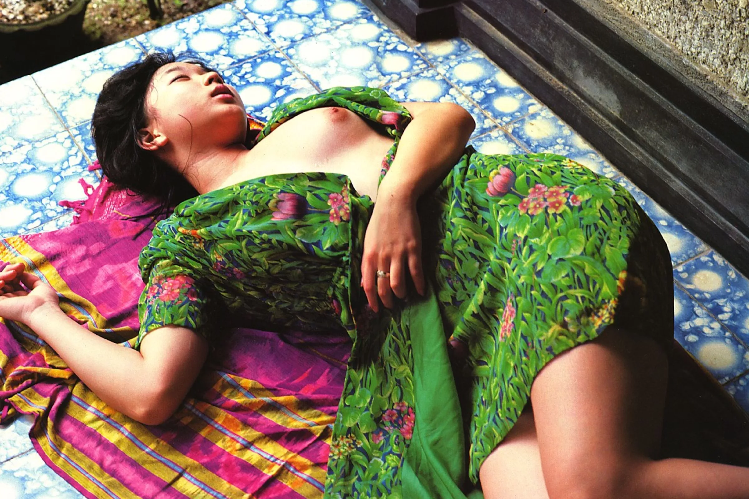 日本 美女 高画质摄影艺术图 精选 1983.7 川上麻衣子《暑い国梦の国生まれた国》