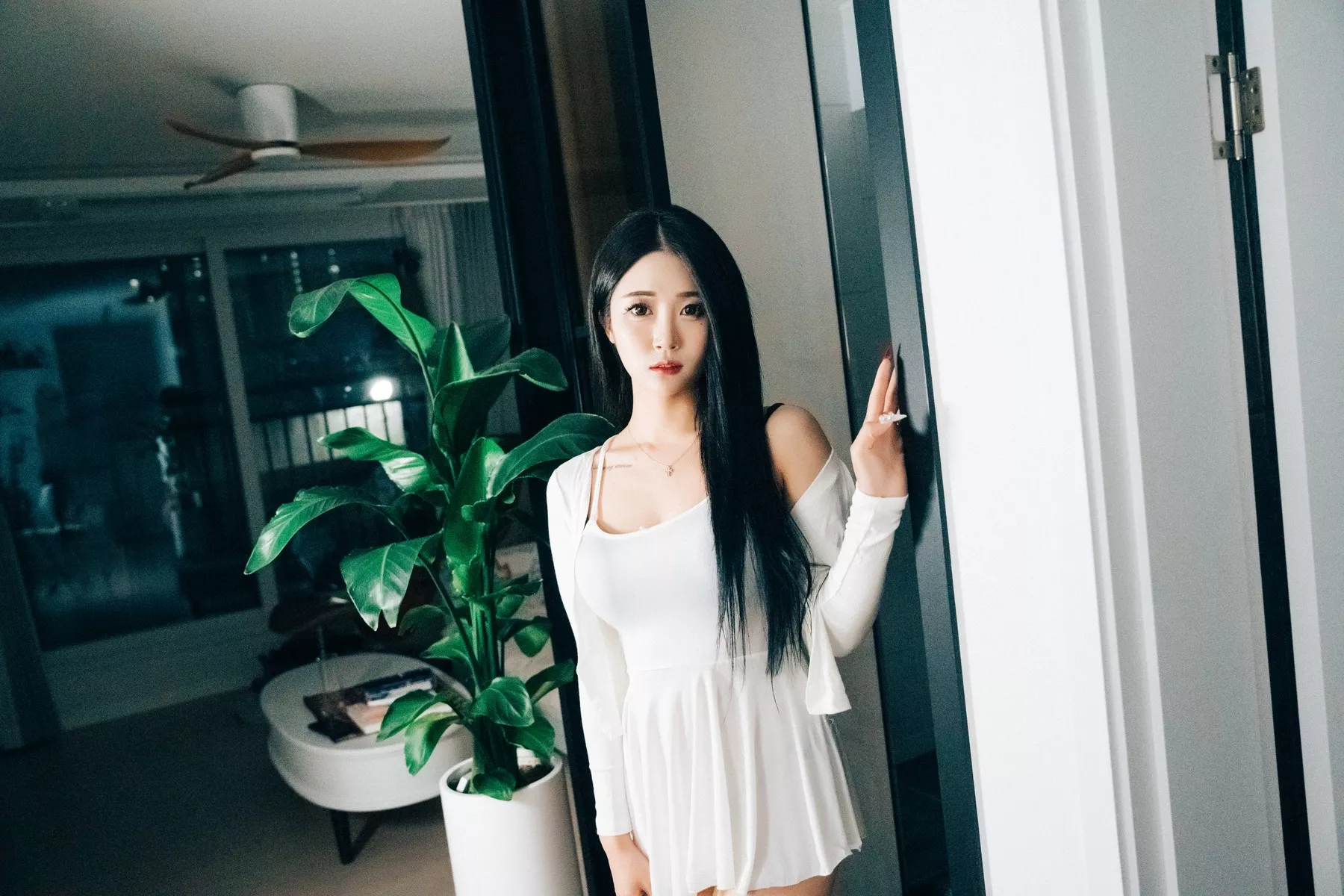 Jeong Bomi 【Loozy 淫惰菇凉 高丽美女摄影 】 高丽美女摄影 You Bomi 全集修正