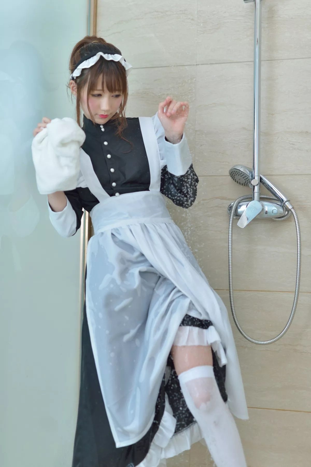 美人Cosplay 风情私房 Nagisa 魔物喵 女侍 小姐