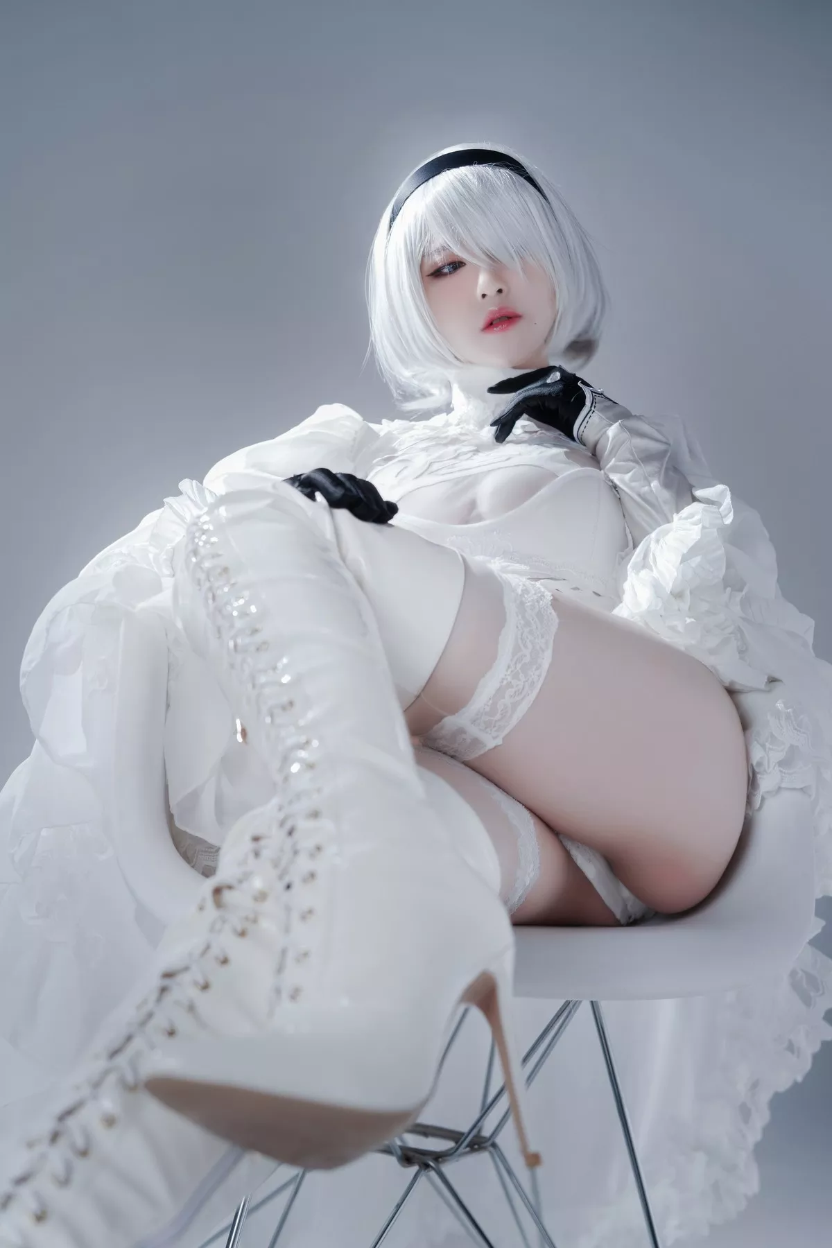 佳人Cosplay 风骚私拍 半半子 Automata二号B型 白い
