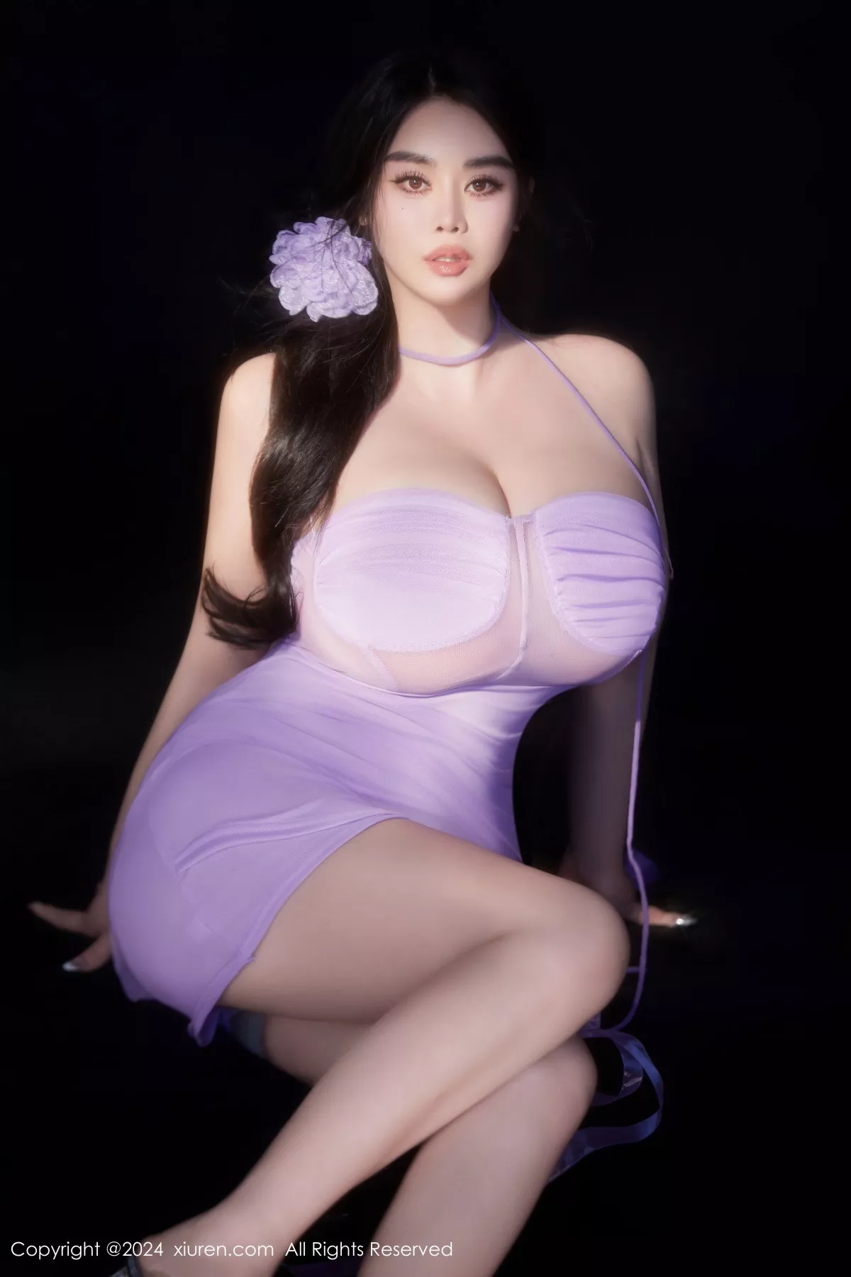 【秀人网XiuRen】 Vol.8878 艳模戴�c欣 迷人 紫色连衣裙 白色连衣裙 秀丰腴形体 惹火诱人私房重组