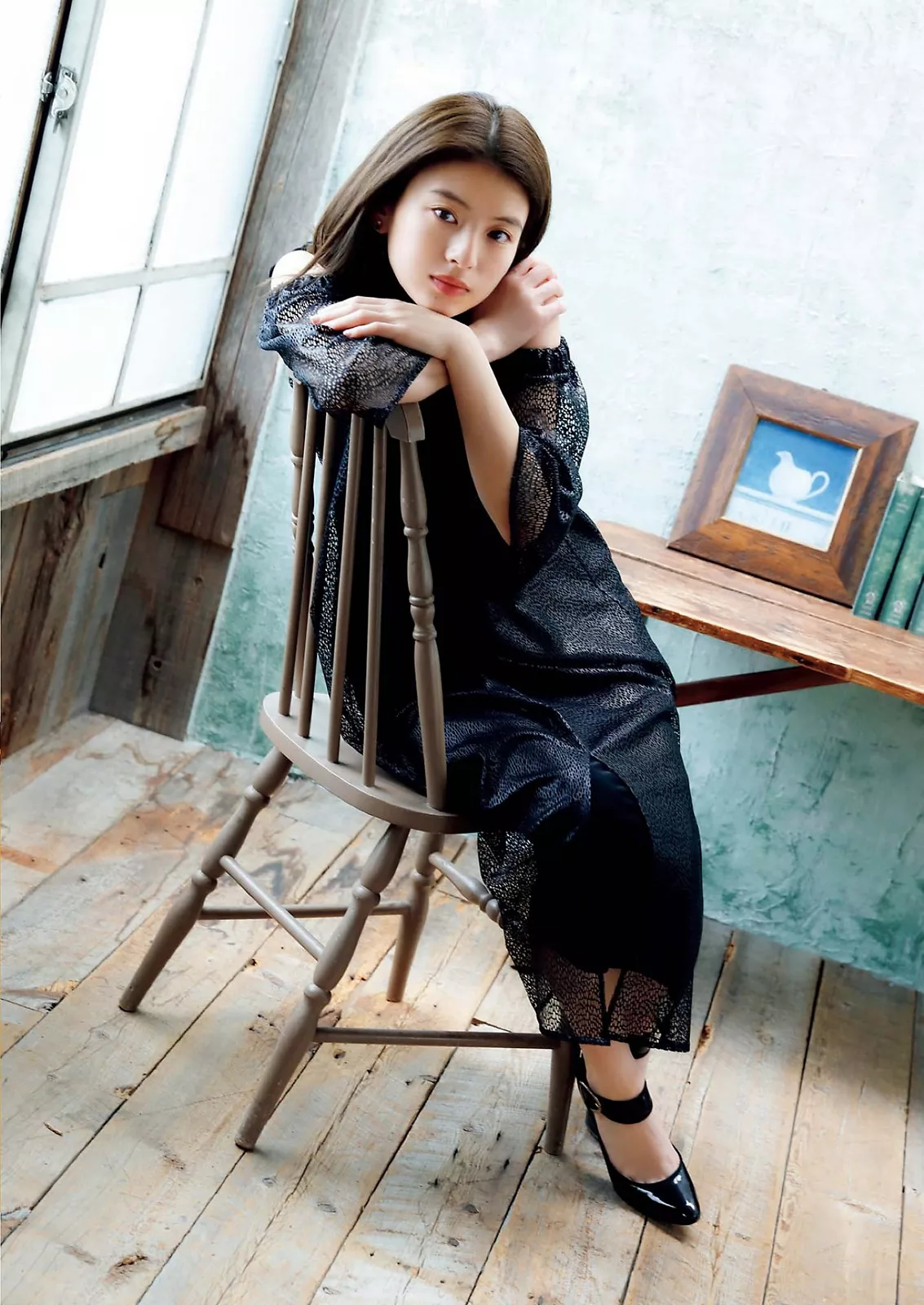 Natsuki Deguchi 出口夏希Big Comic Spirits 2023 Set.43 ( 2023年43号)
