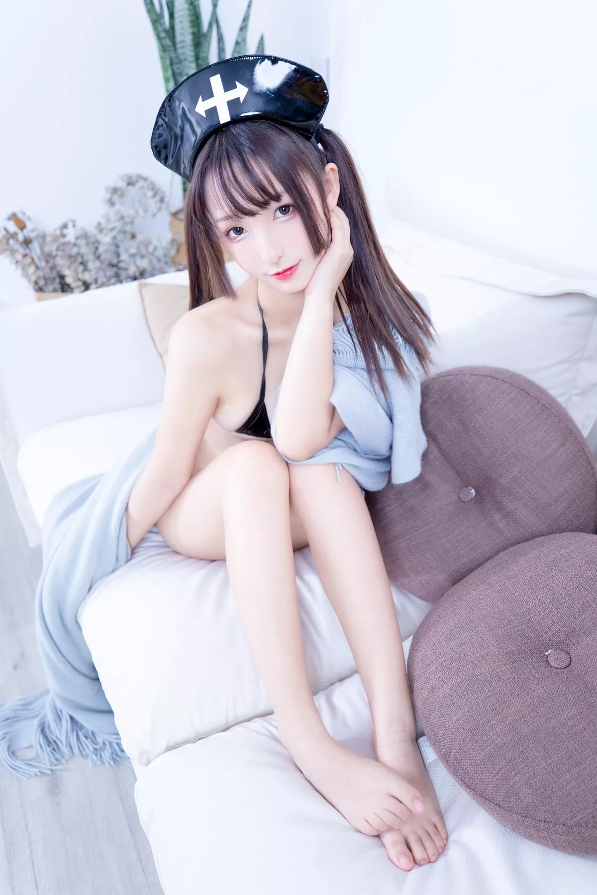 佳人Cosplay 神乐坂真冬 电子相册 暗黑护理《空气なし》