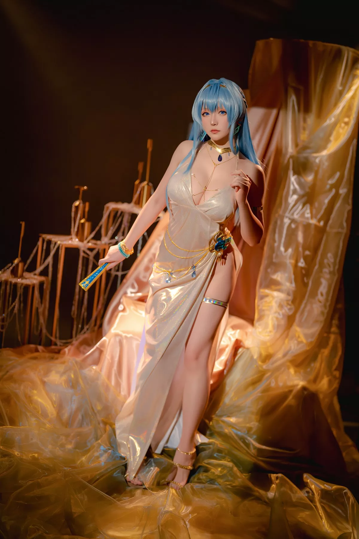 美女Cosplay 魅魔私摄 星之迟迟 Hoshilily Nikke 海伦