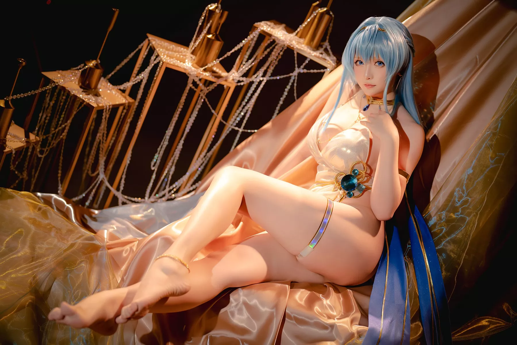美女Cosplay 魅魔私摄 星之迟迟 Hoshilily Nikke 海伦