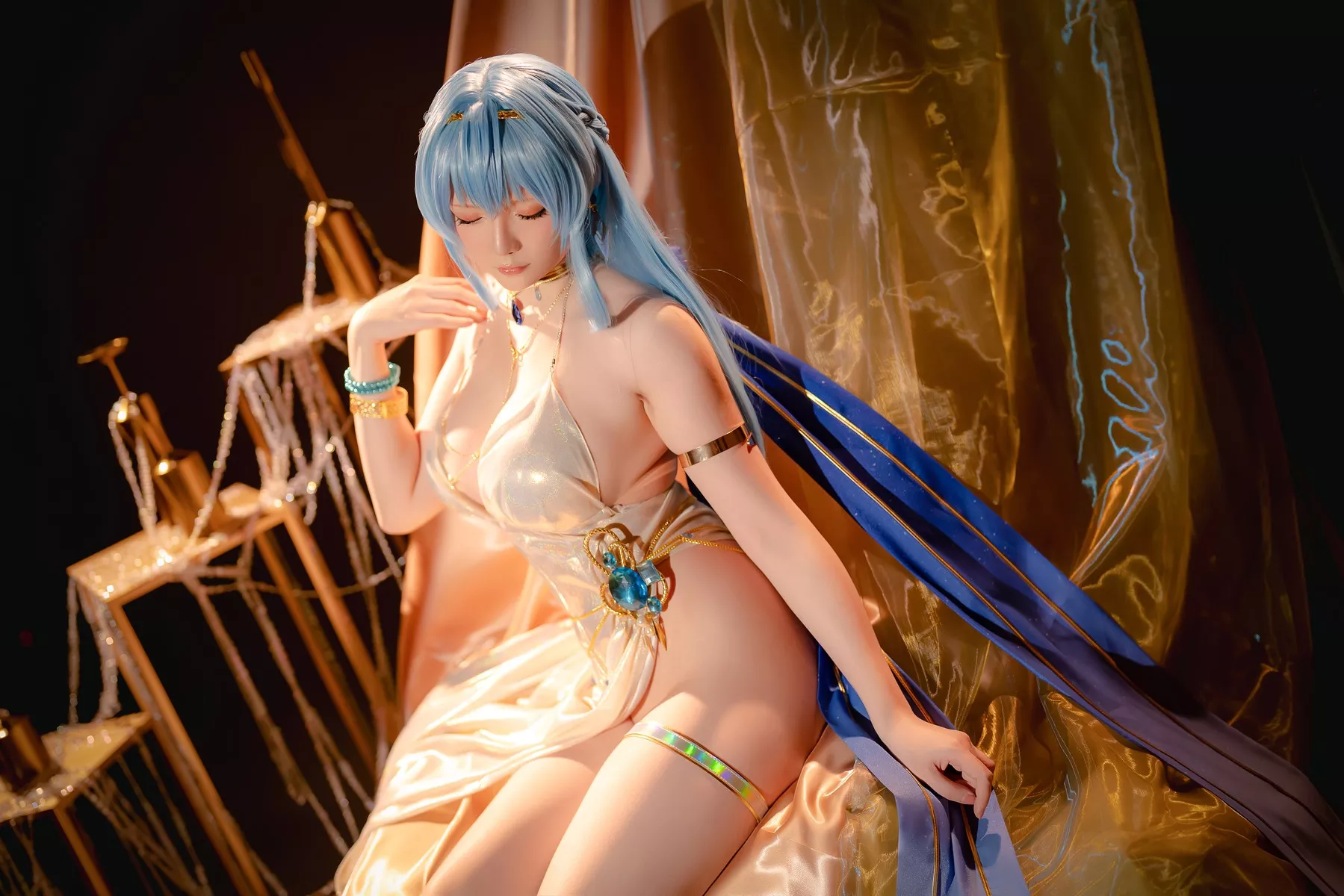 美女Cosplay 魅魔私摄 星之迟迟 Hoshilily Nikke 海伦