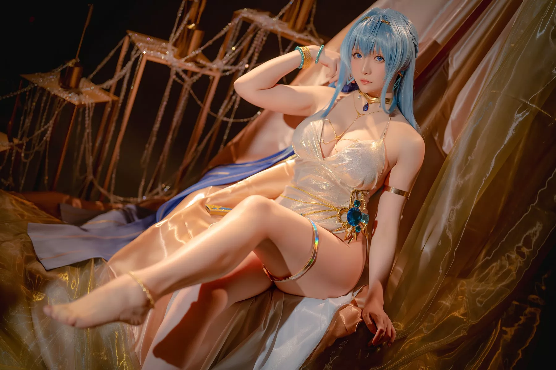 美女Cosplay 魅魔私摄 星之迟迟 Hoshilily Nikke 海伦