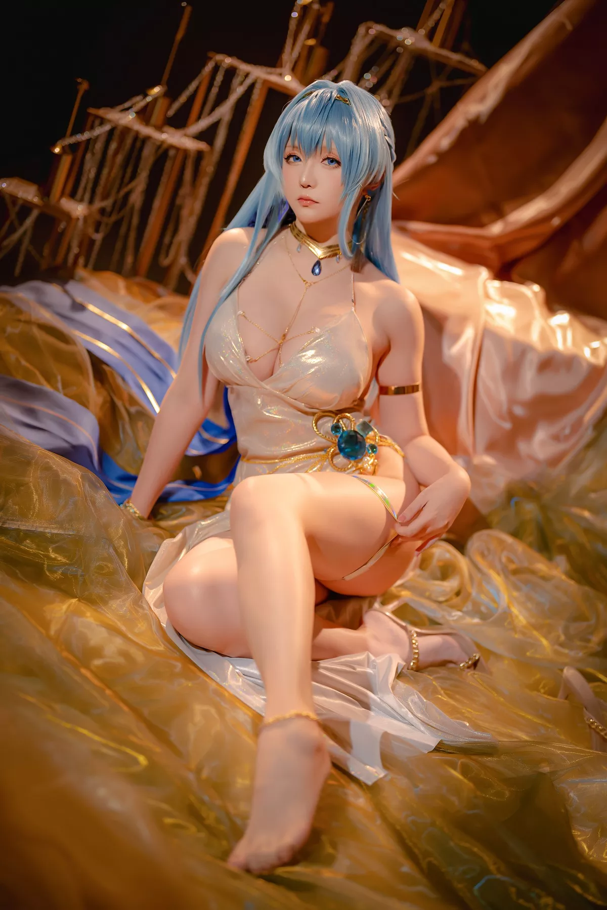 美女Cosplay 魅魔私摄 星之迟迟 Hoshilily Nikke 海伦