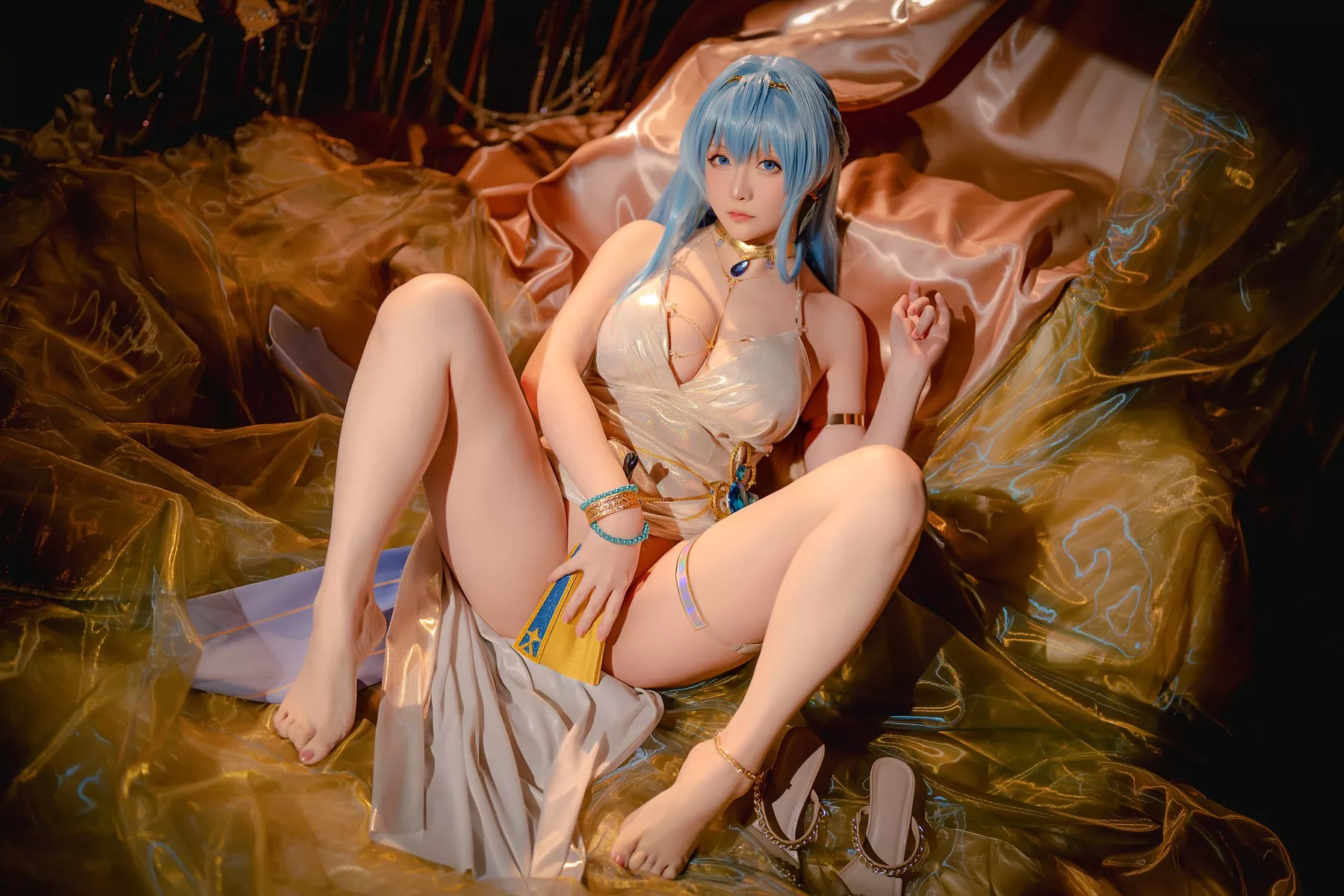 美女Cosplay 魅魔私摄 星之迟迟 Hoshilily Nikke 海伦