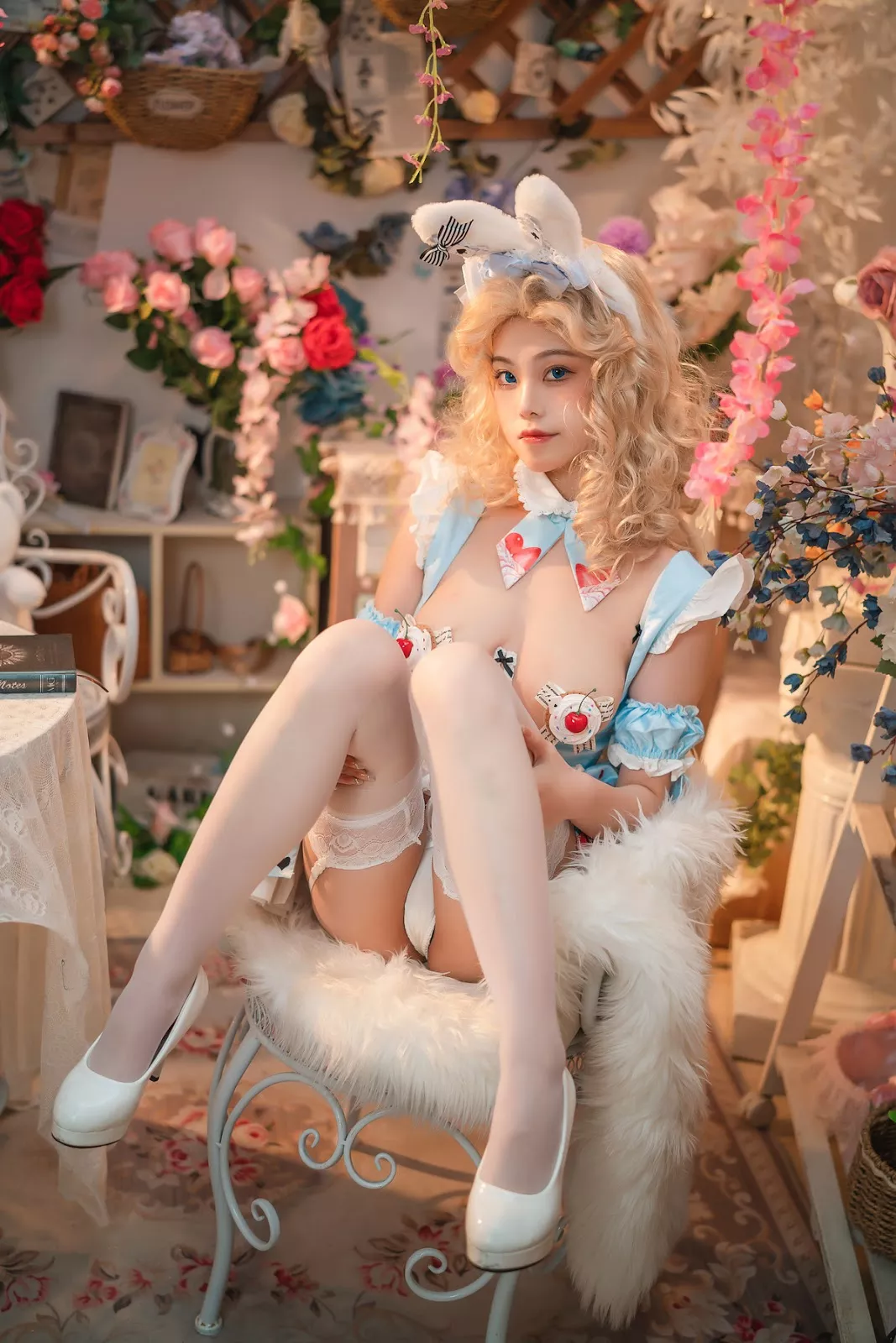 美人Cosplay 蜜汁猫裘 爱 丽丝 梦游仙境 兔子 先生